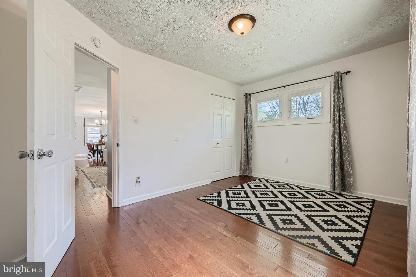 110 Tulip Dr