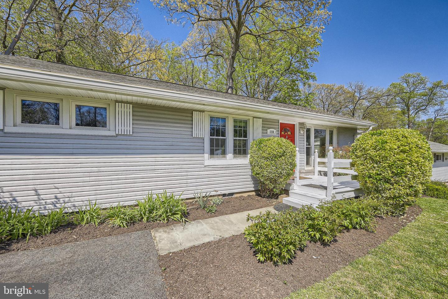 110 Tulip Dr