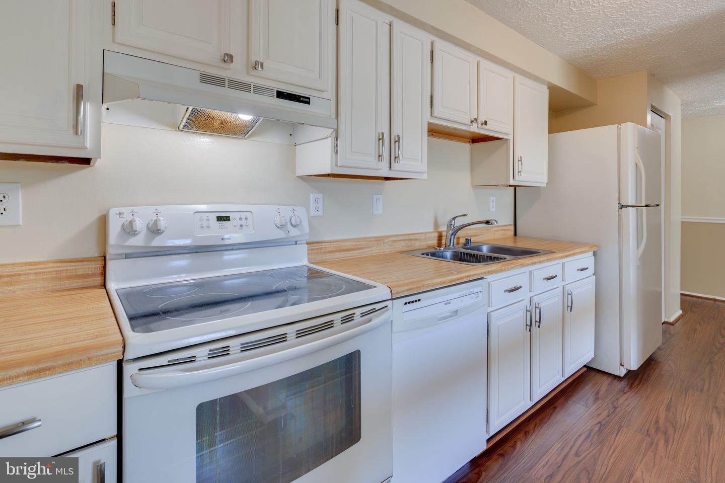 19509 Gunners Branch ROAD Unit: 633