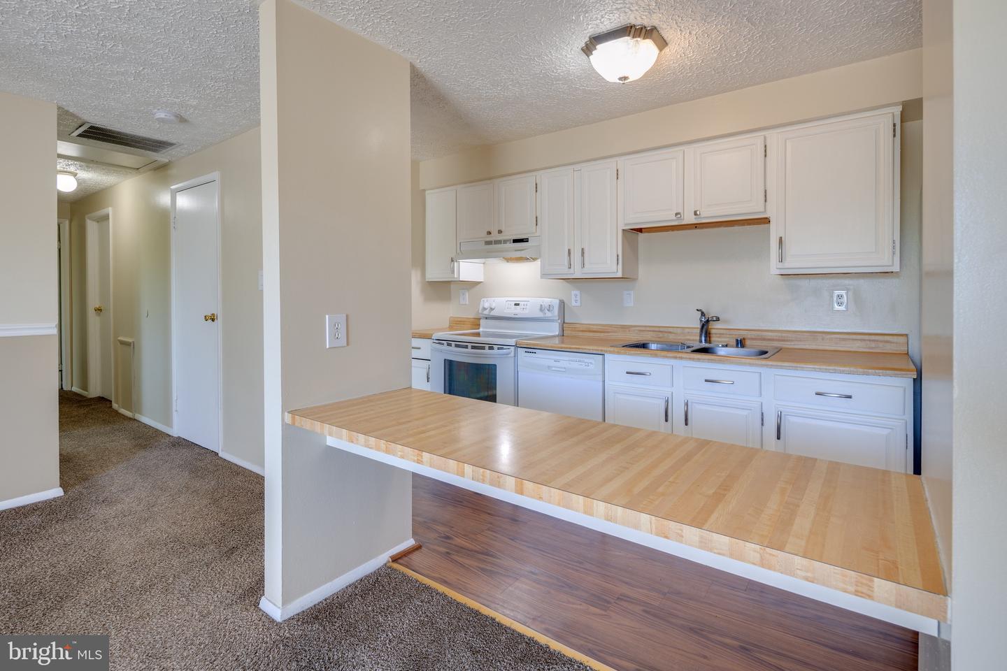 19509 Gunners Branch ROAD Unit: 633