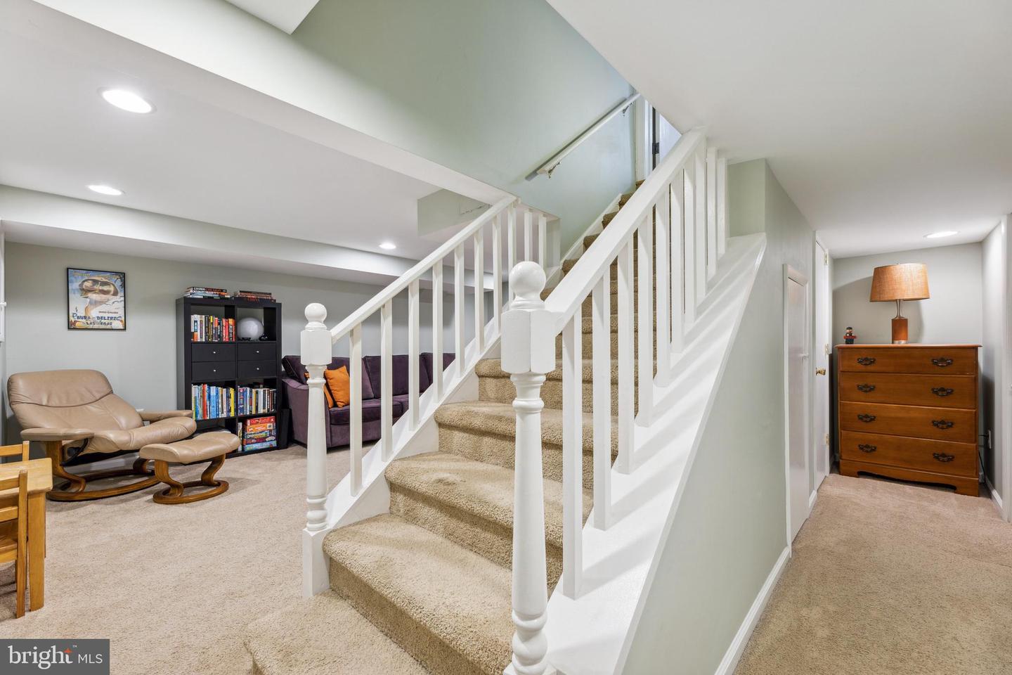 9304 Glenville ROAD
