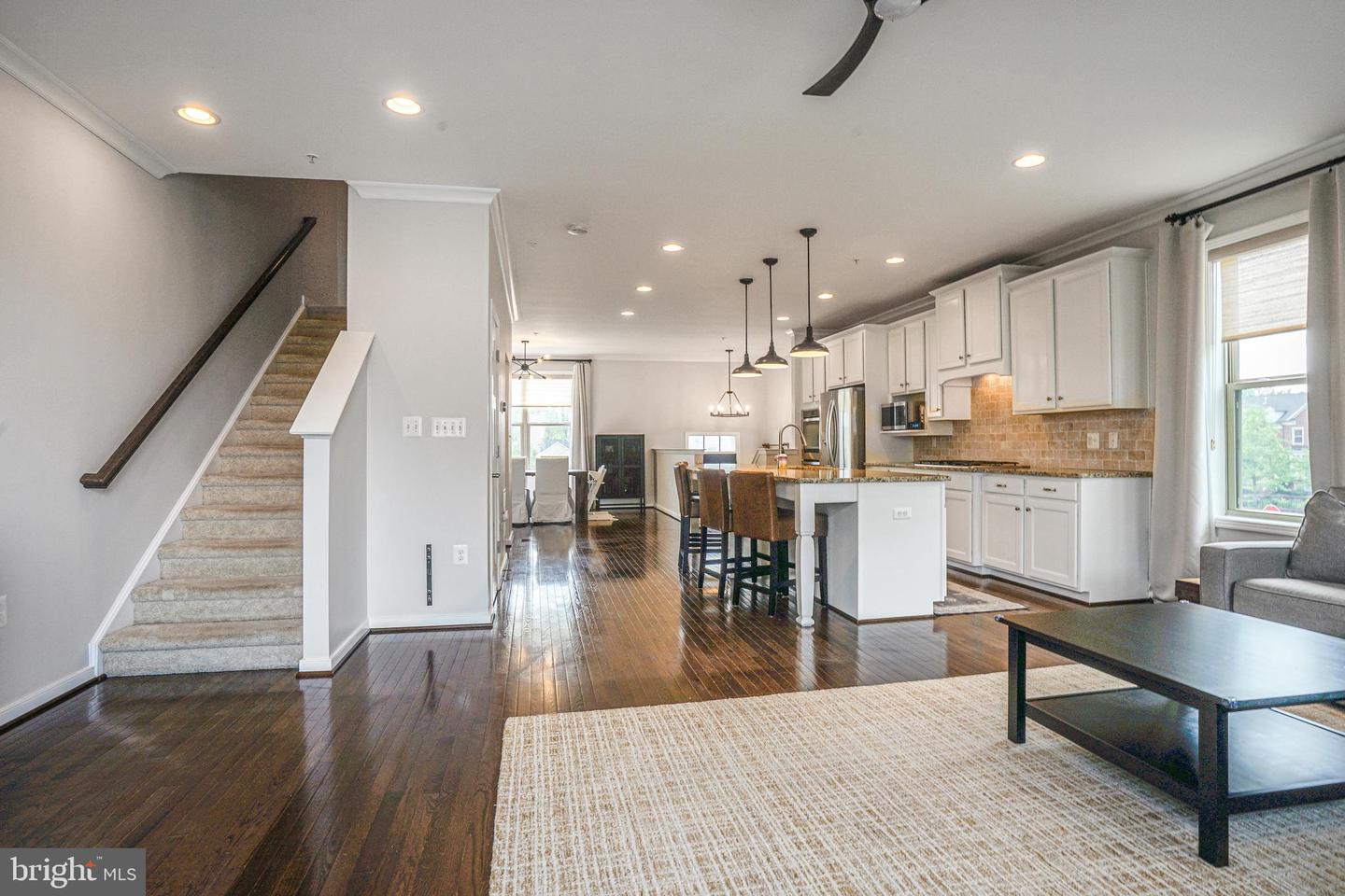 1307 Autumn Brook AVENUE