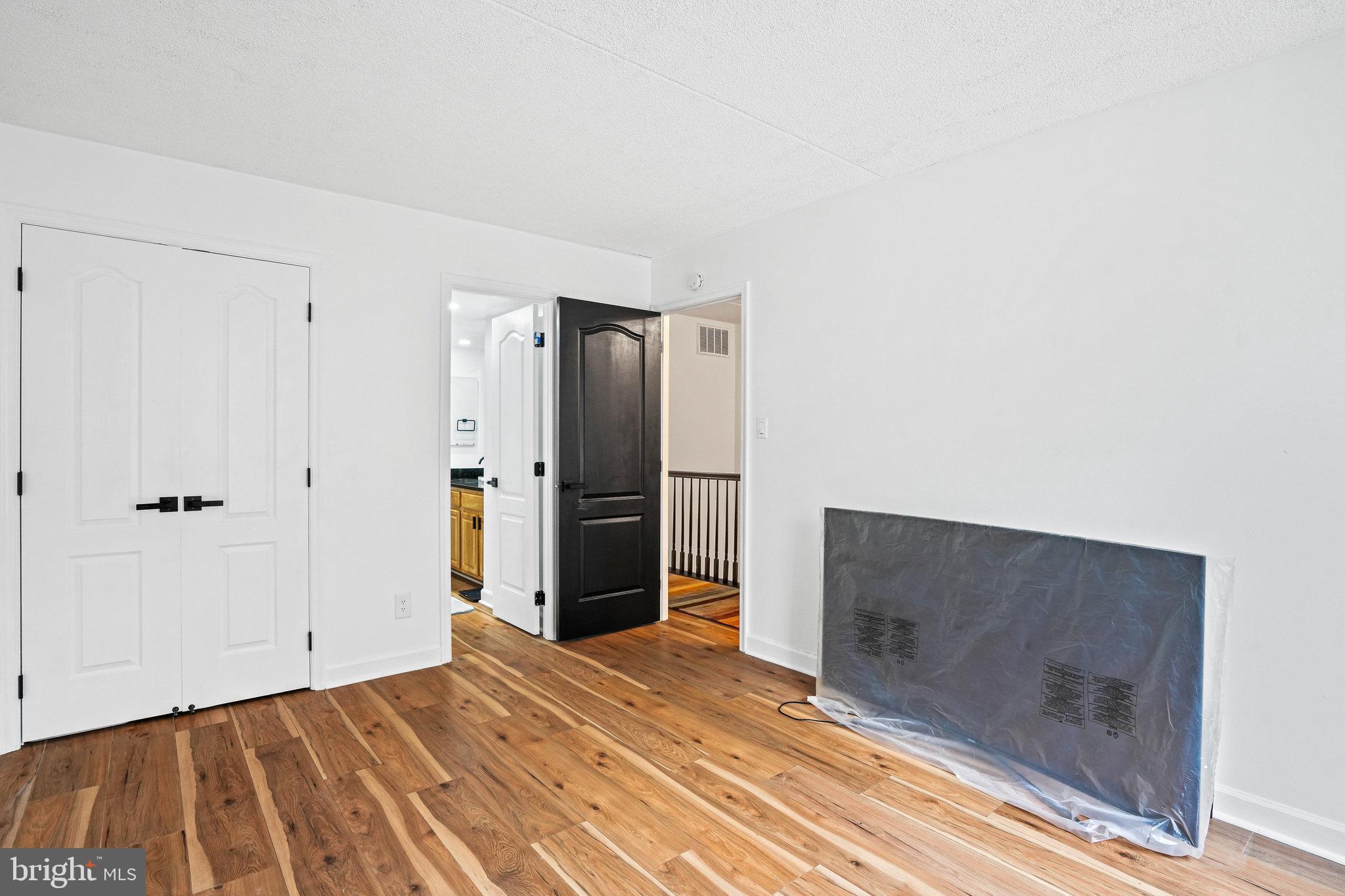 3912 Chesterwood DRIVE Unit: 3912