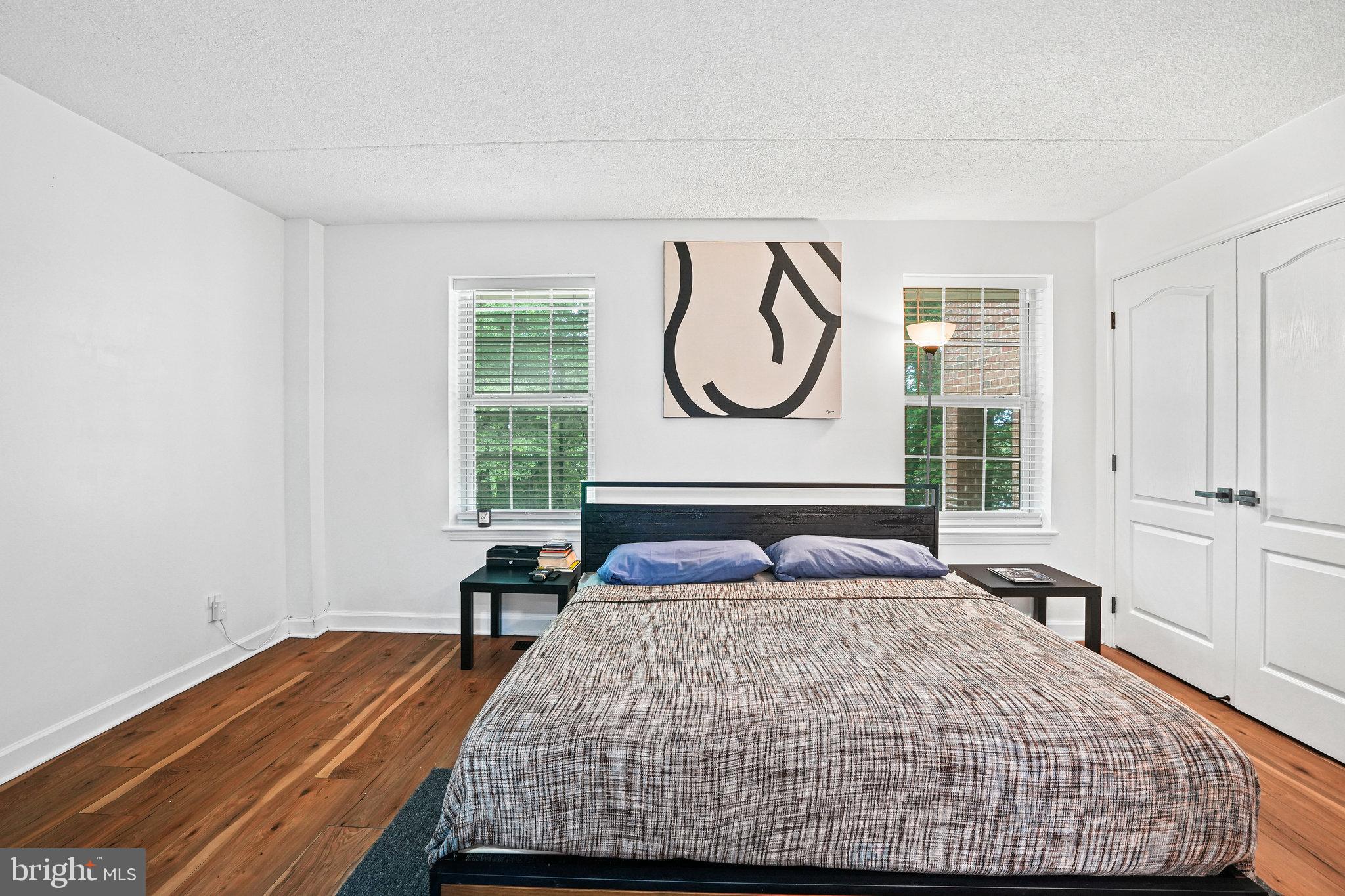 3912 Chesterwood DRIVE Unit: 3912