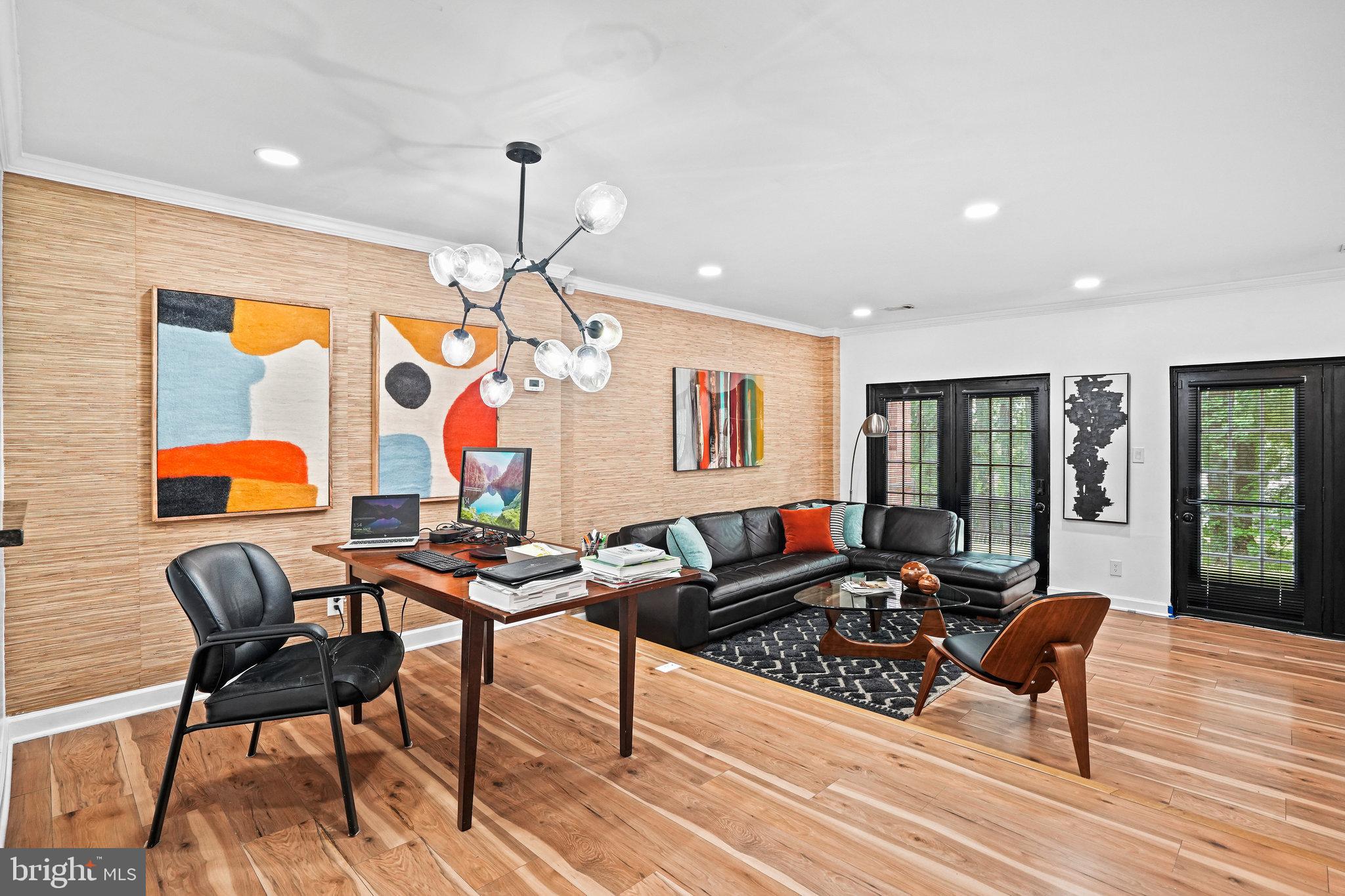 3912 Chesterwood DRIVE Unit: 3912