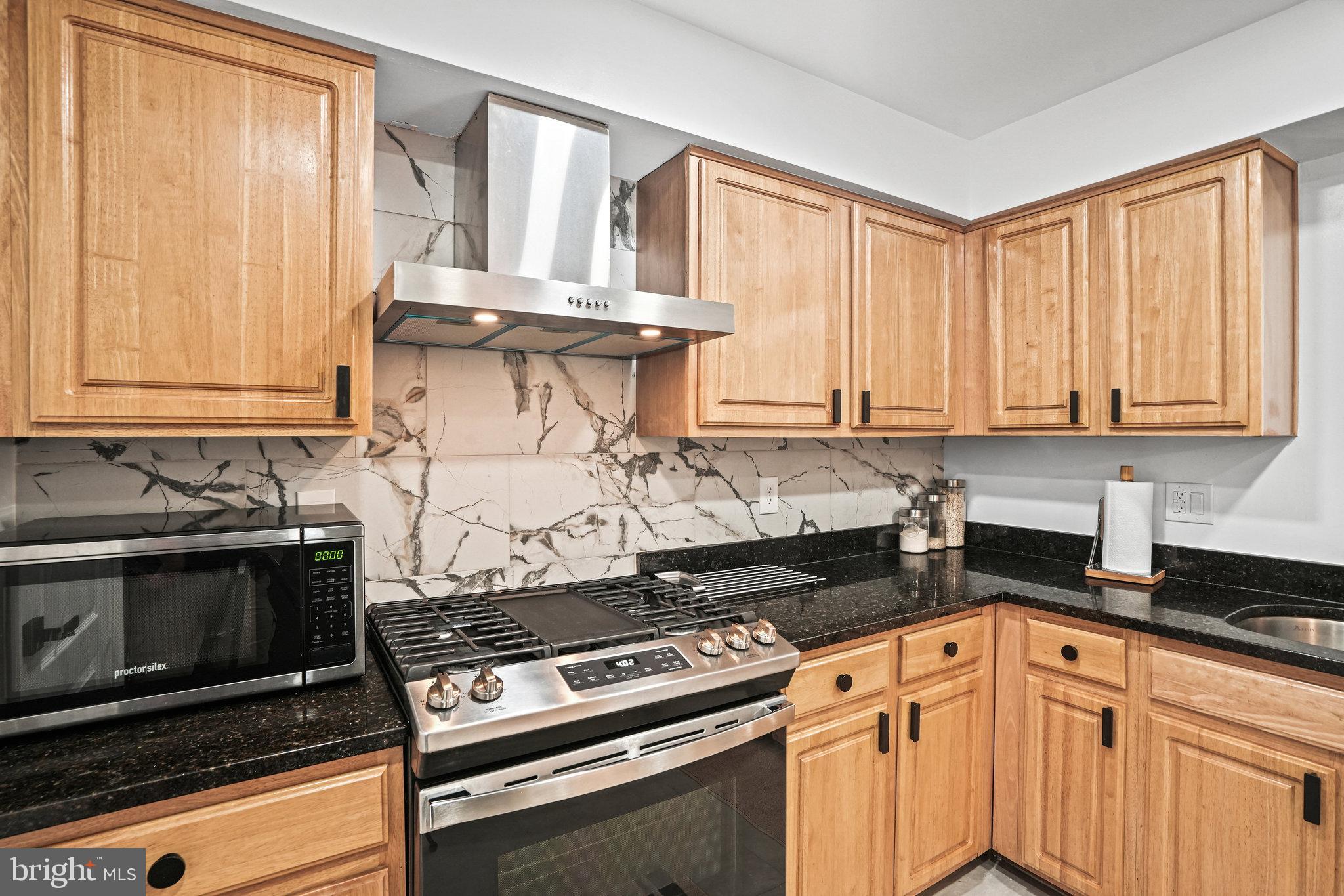 3912 Chesterwood DRIVE Unit: 3912