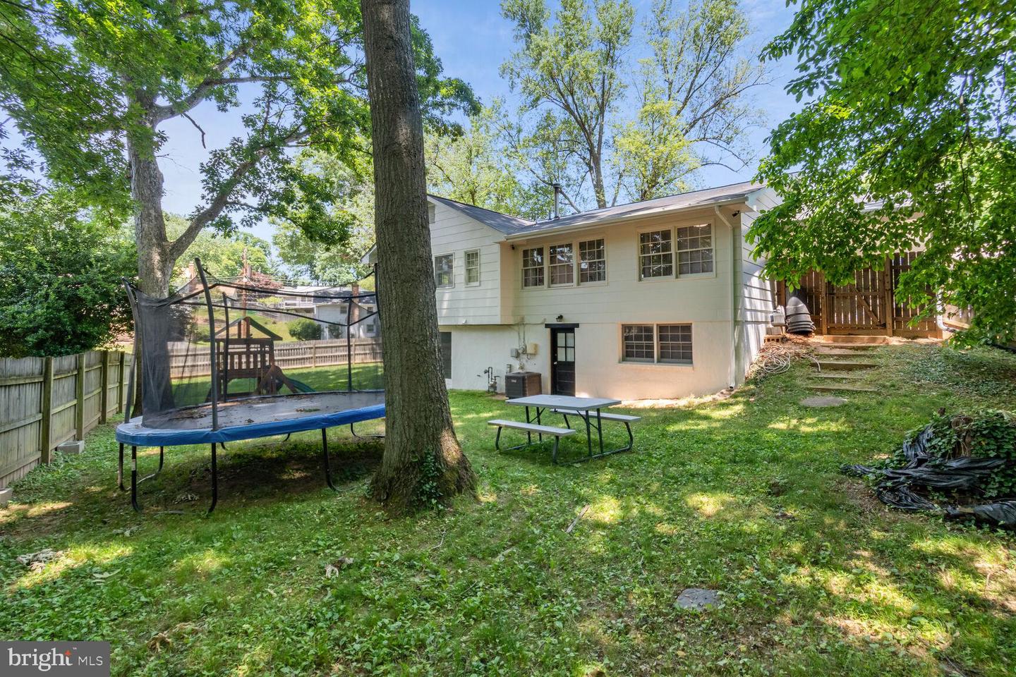 12922 Broadmore ROAD