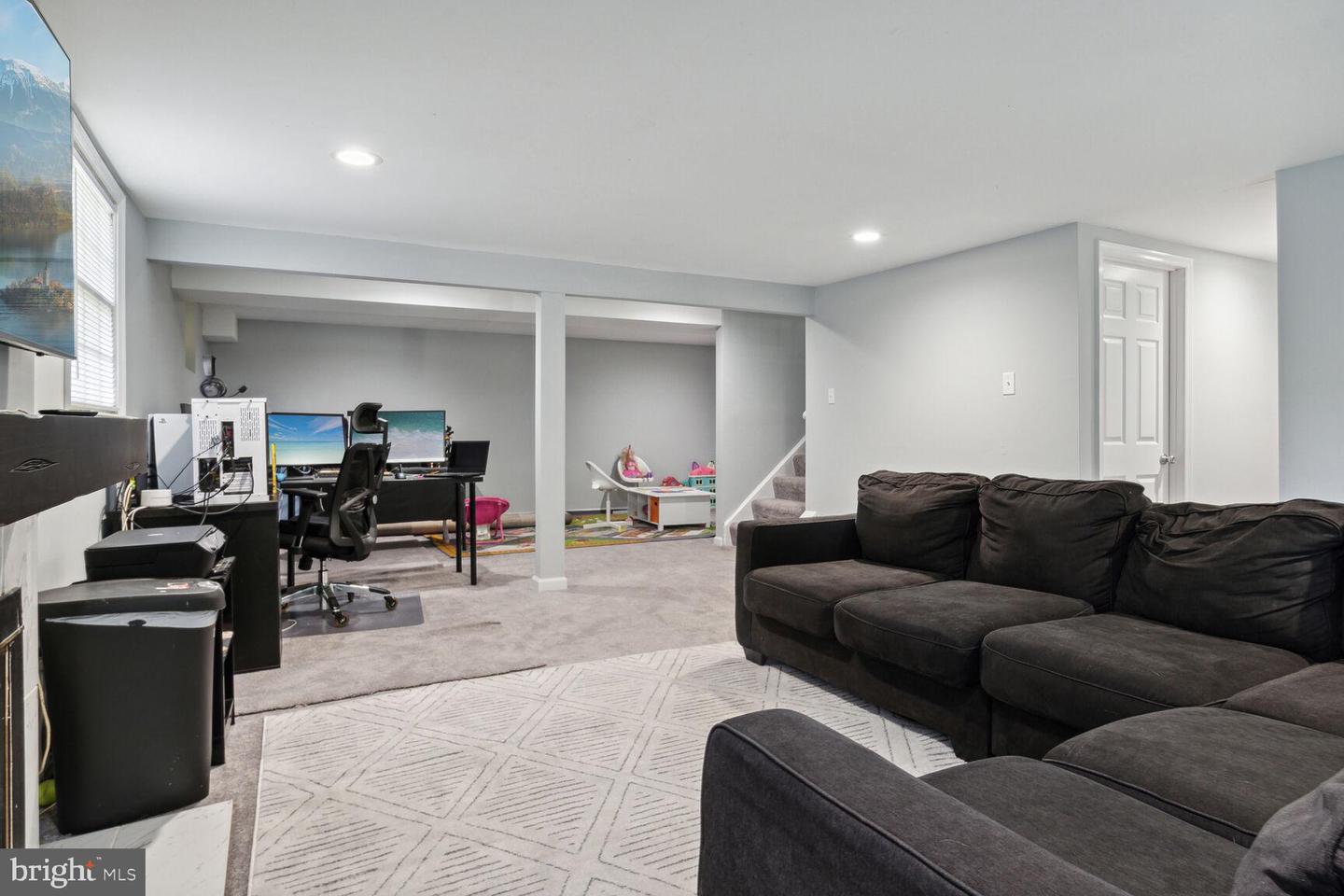12922 Broadmore ROAD