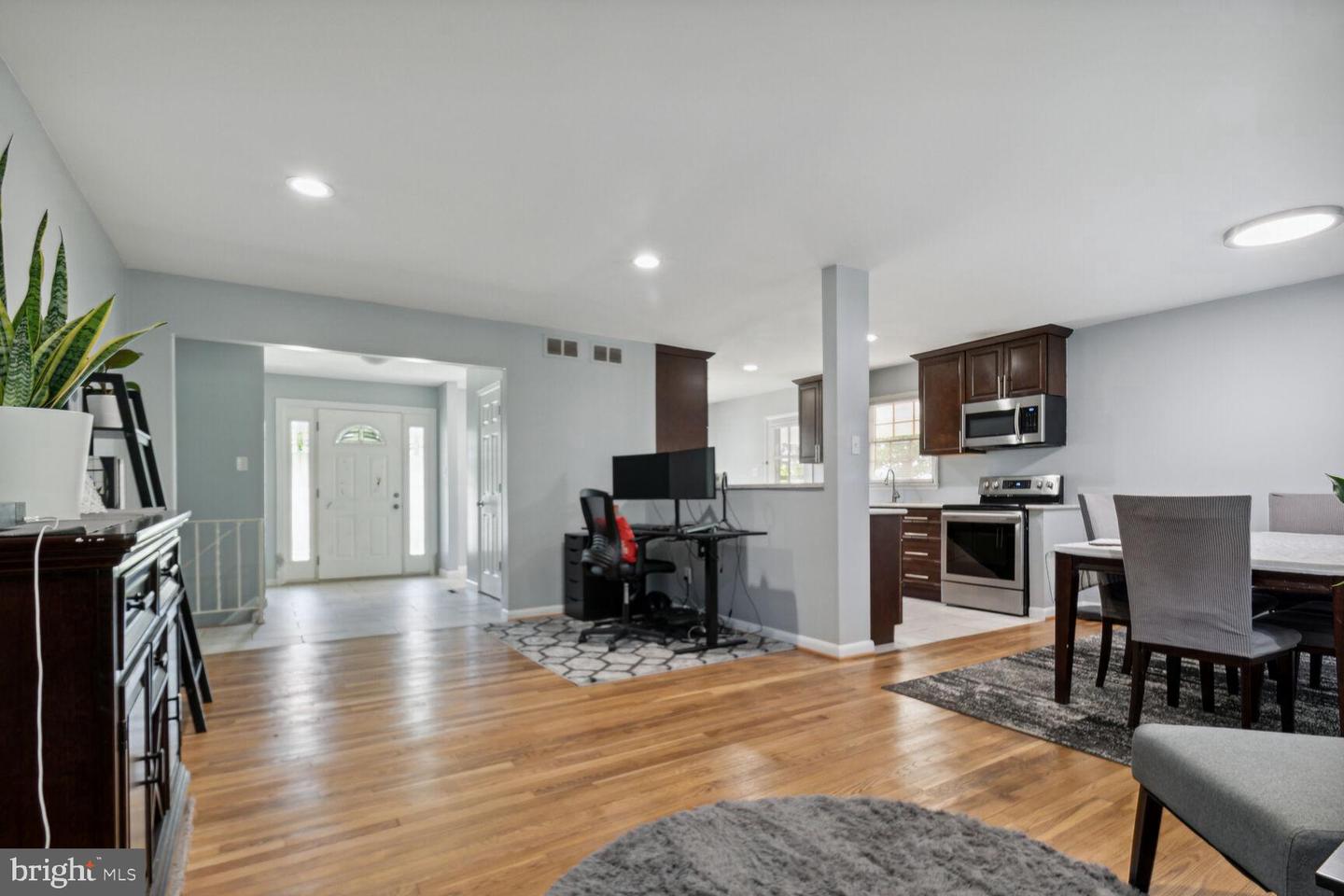 12922 Broadmore ROAD