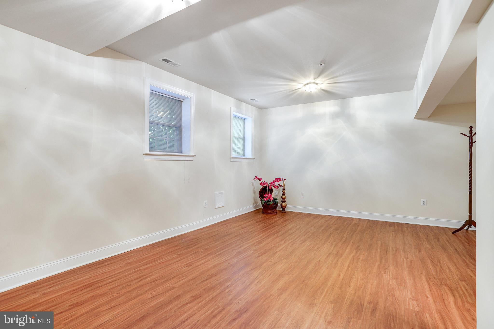 22106 Fair Garden LANE