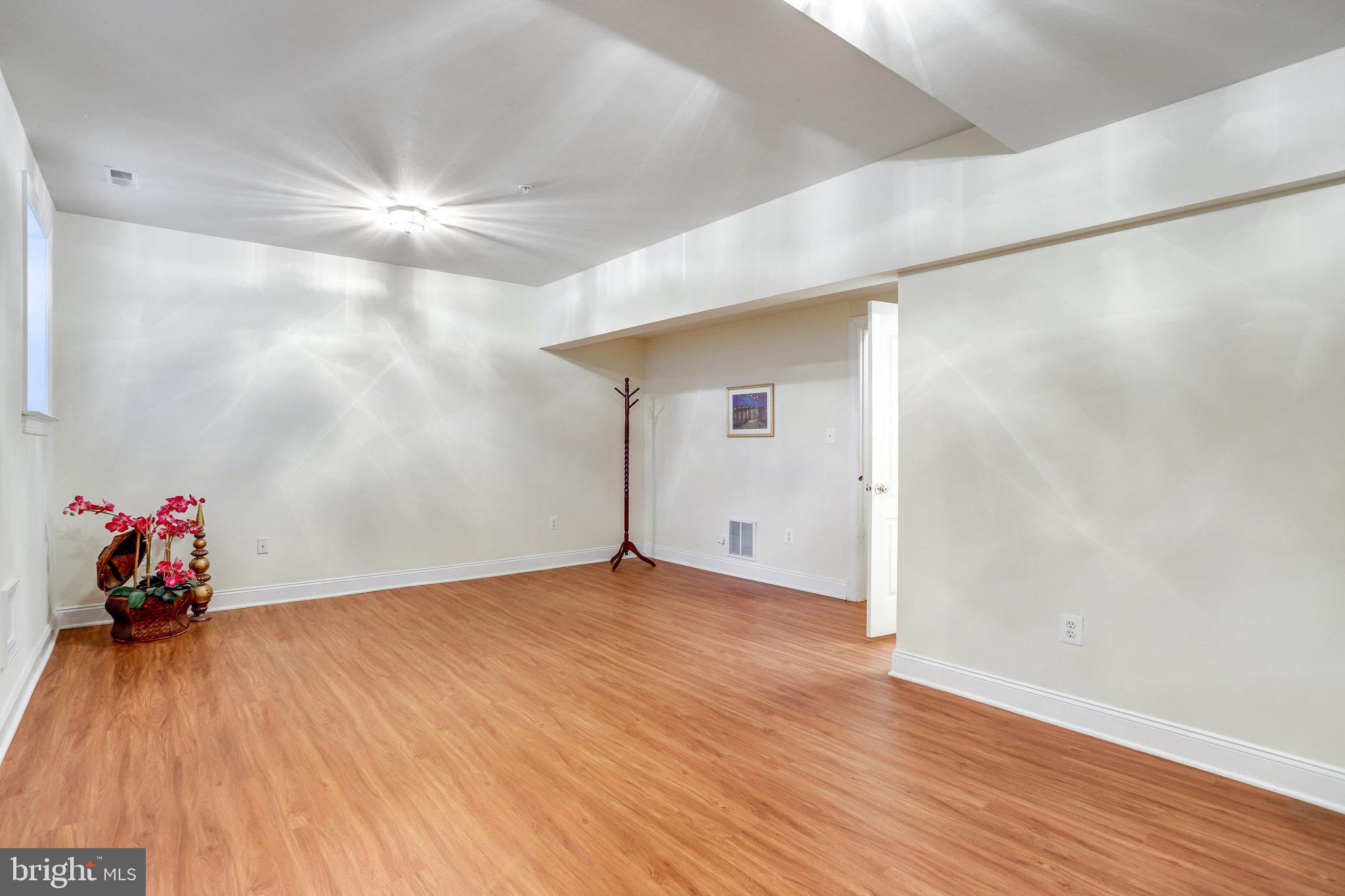22106 Fair Garden LANE