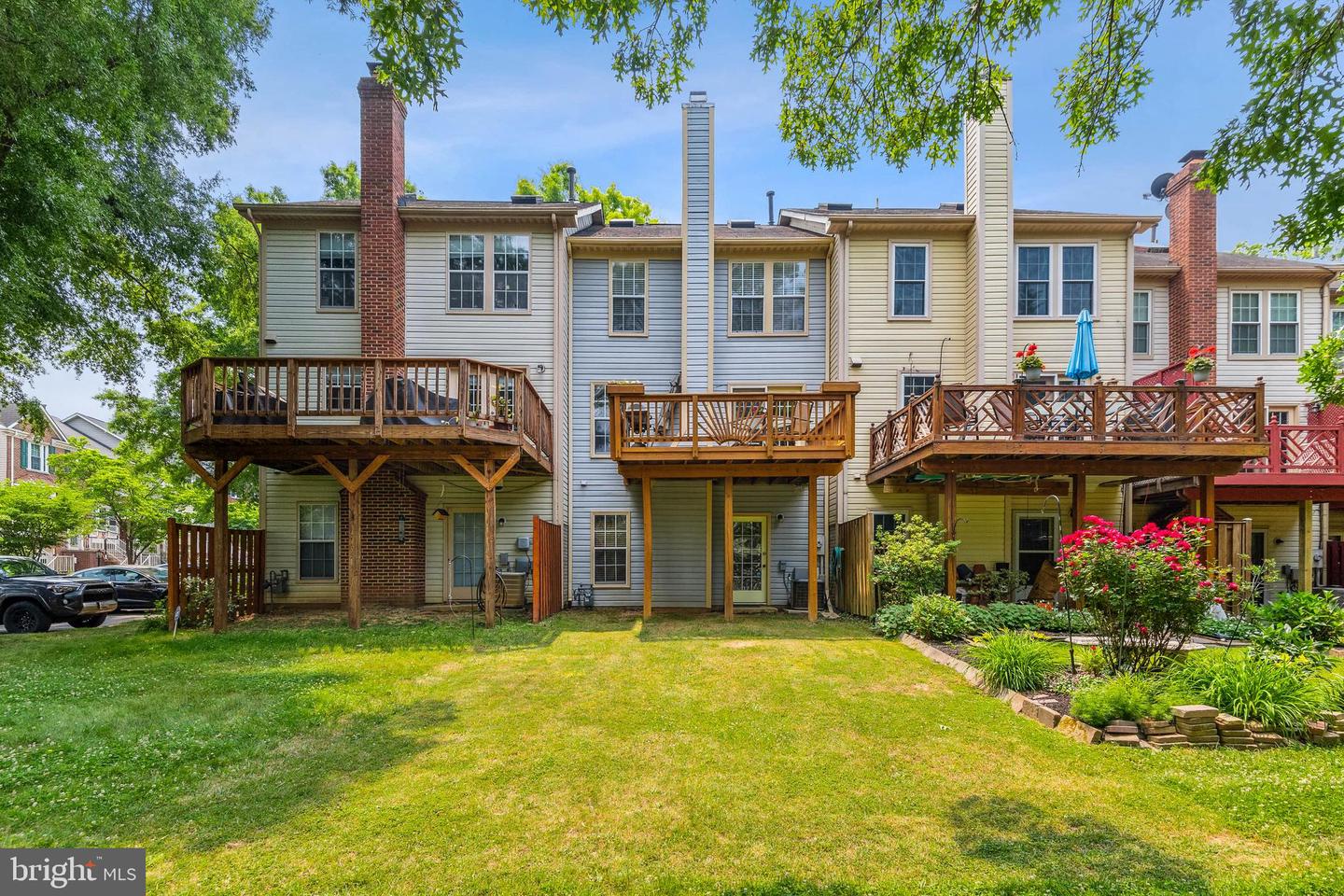 8 Beacon Hill WAY