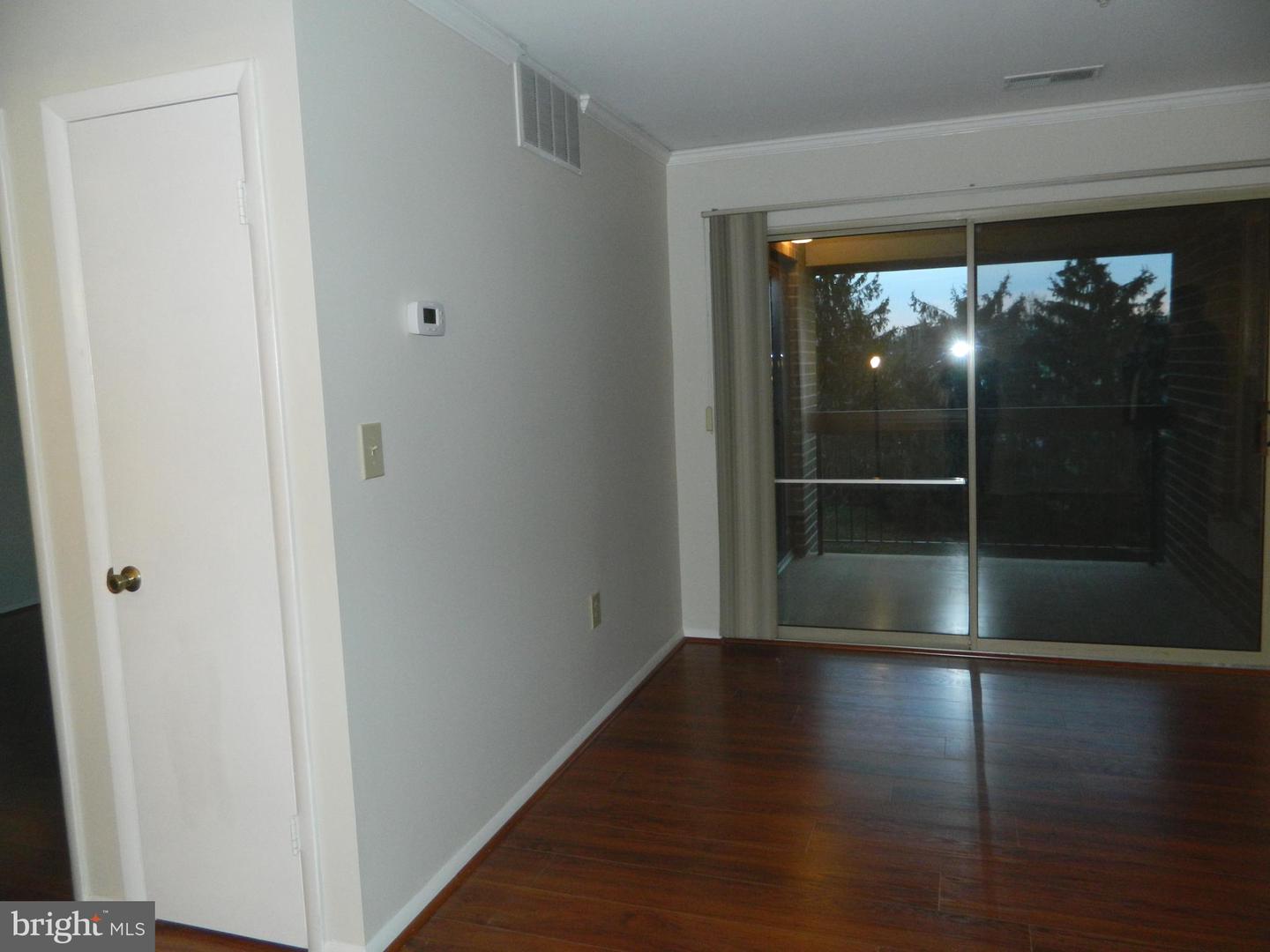 18403 Guildberry DRIVE Unit: 302