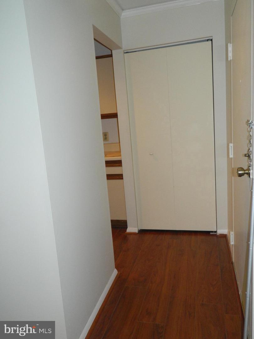 18403 Guildberry DRIVE Unit: 302