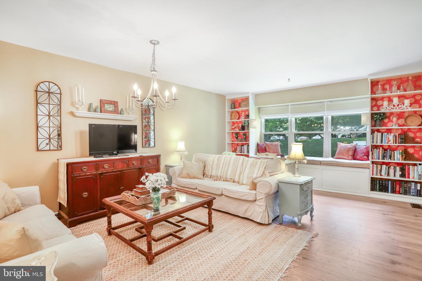 11843 Summer Oak DRIVE