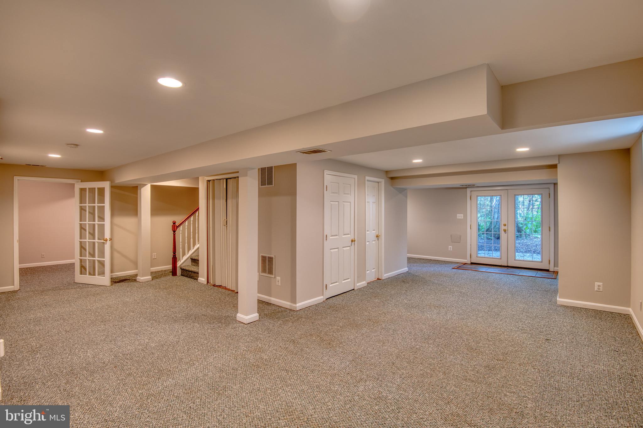 13701 Charity COURT