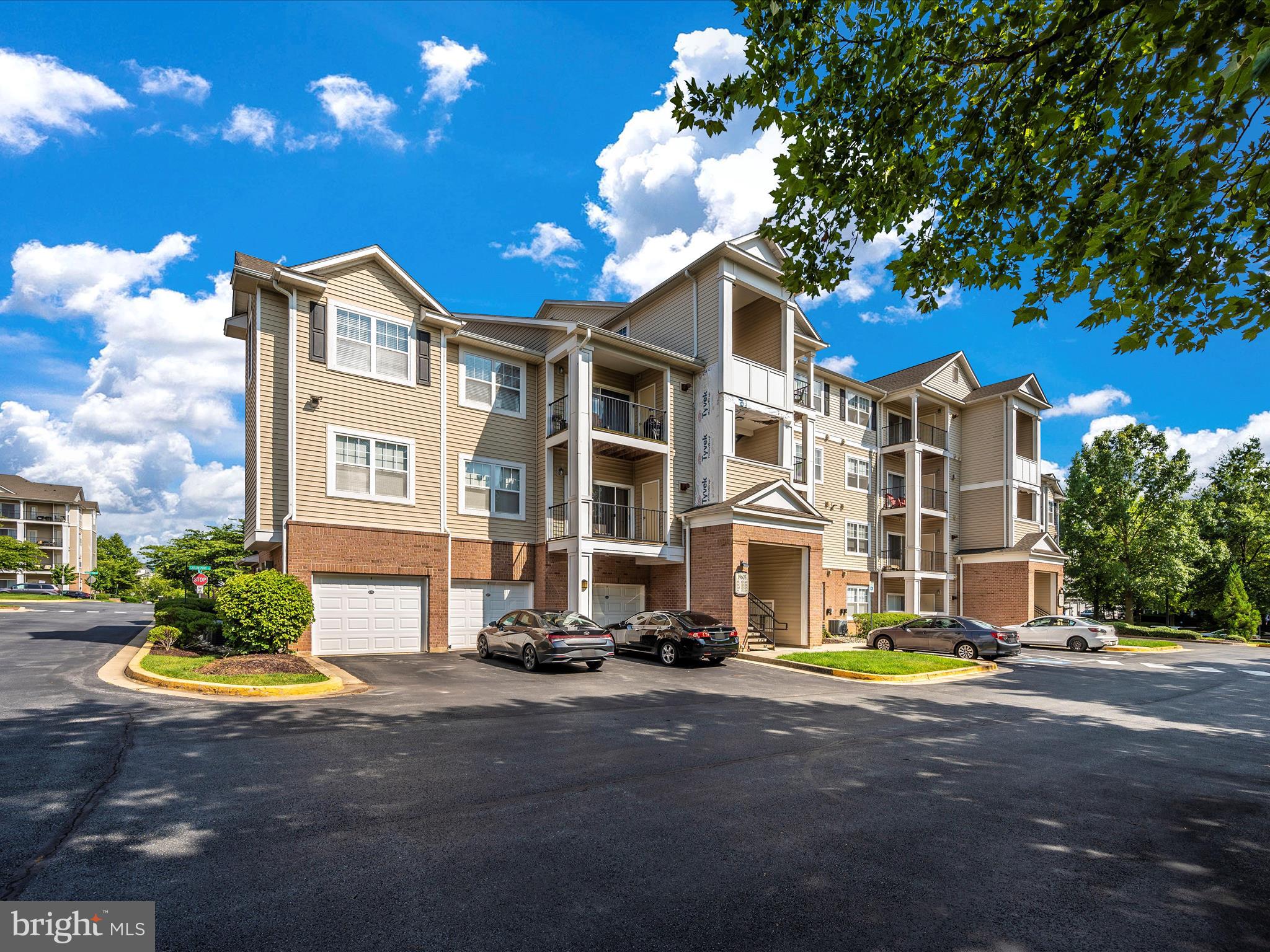 19603 Galway Bay CIRCLE Unit: 304