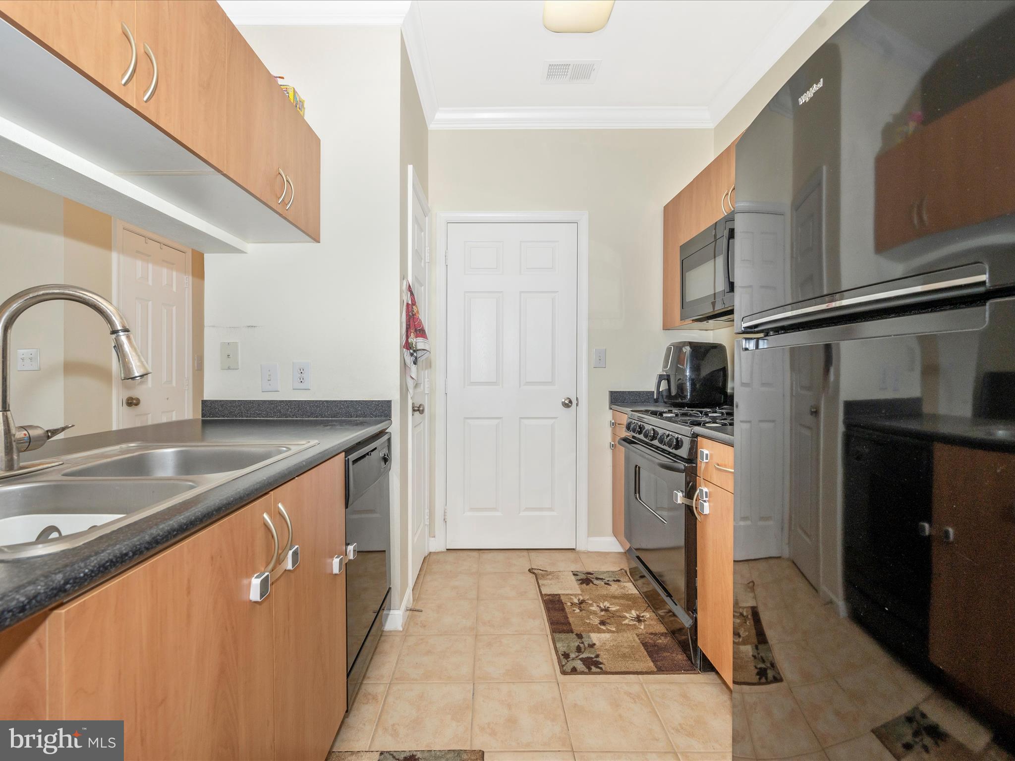 19603 Galway Bay CIRCLE Unit: 304