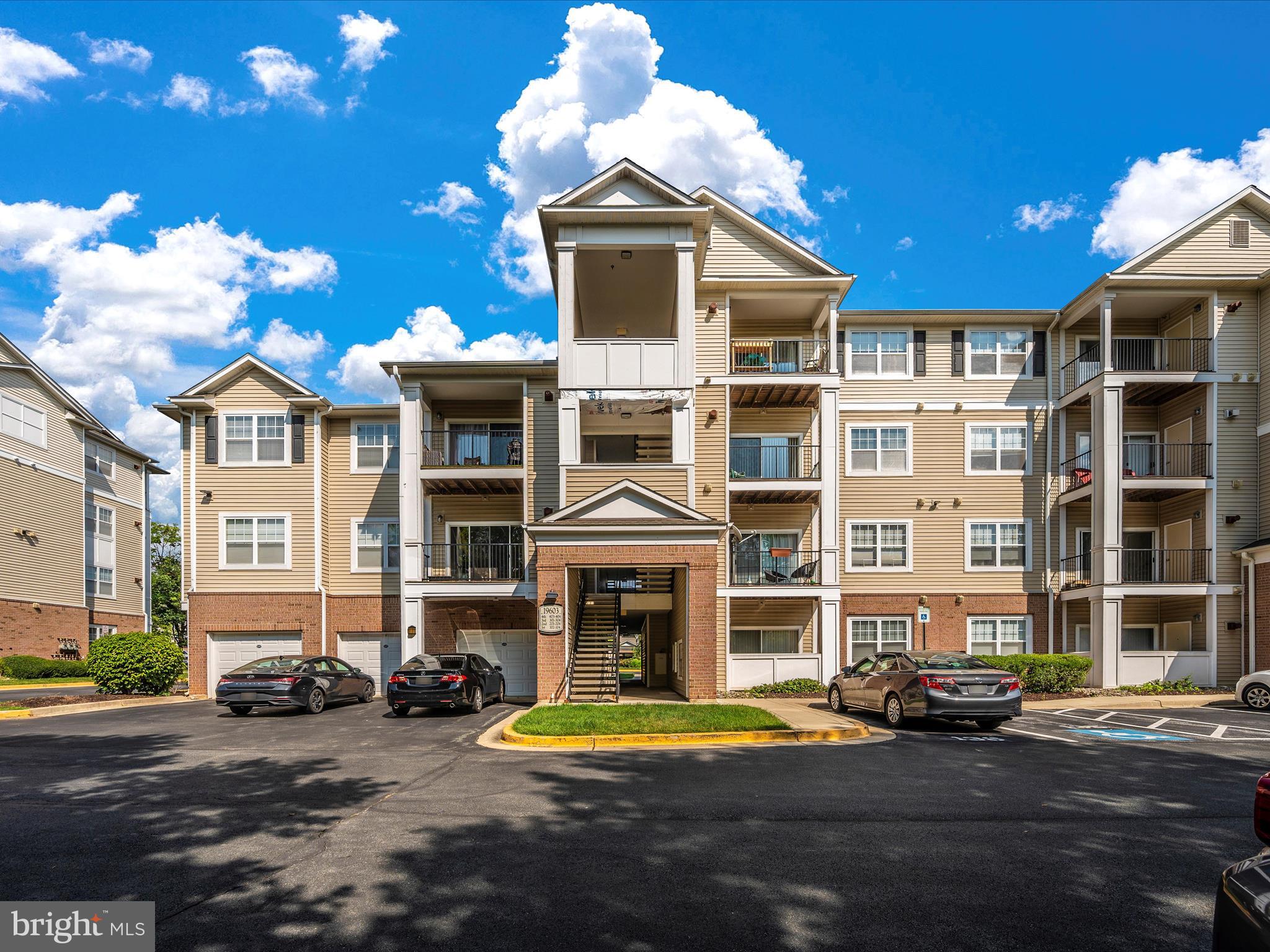 19603 Galway Bay CIRCLE Unit: 304