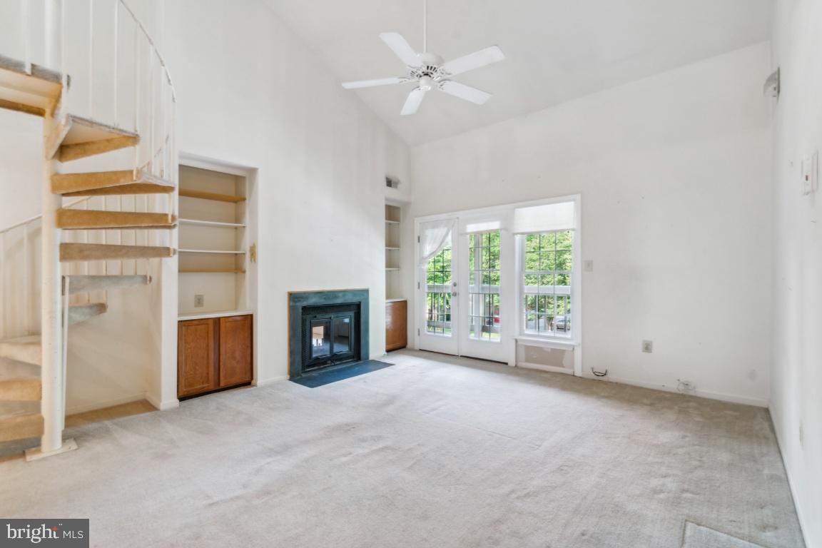 20609 Shadyside WAY Unit: 92-6