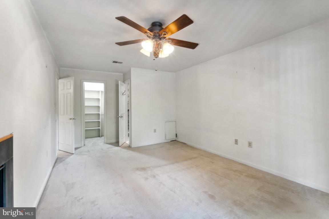 20609 Shadyside WAY Unit: 92-6