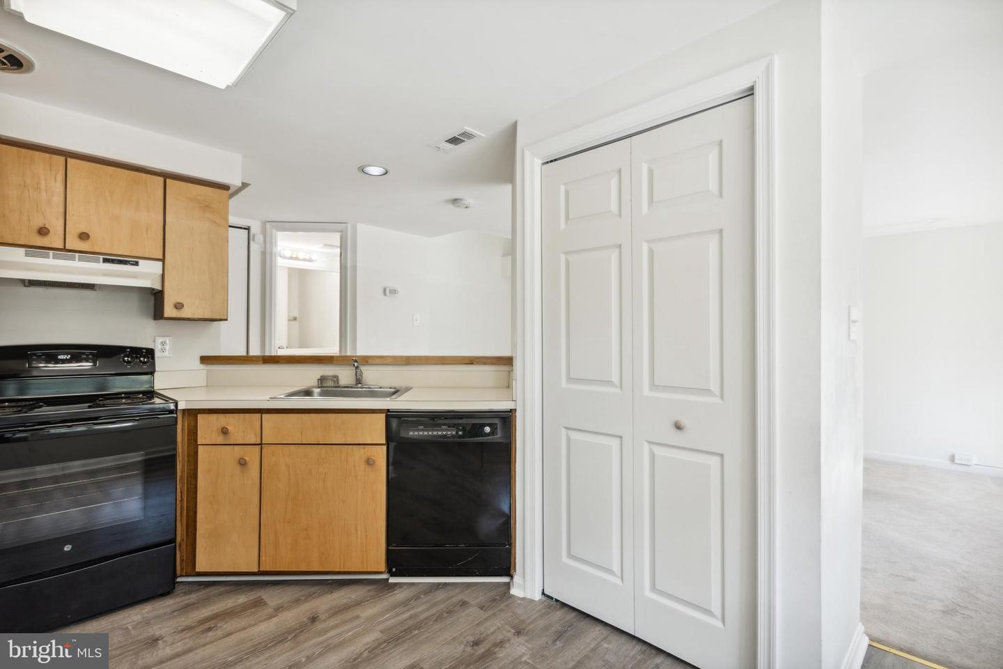 8720 Drexel Hill PLACE