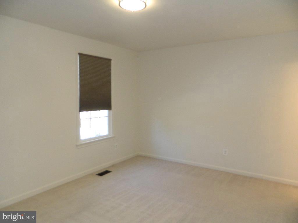 10026 Maple Leaf DRIVE