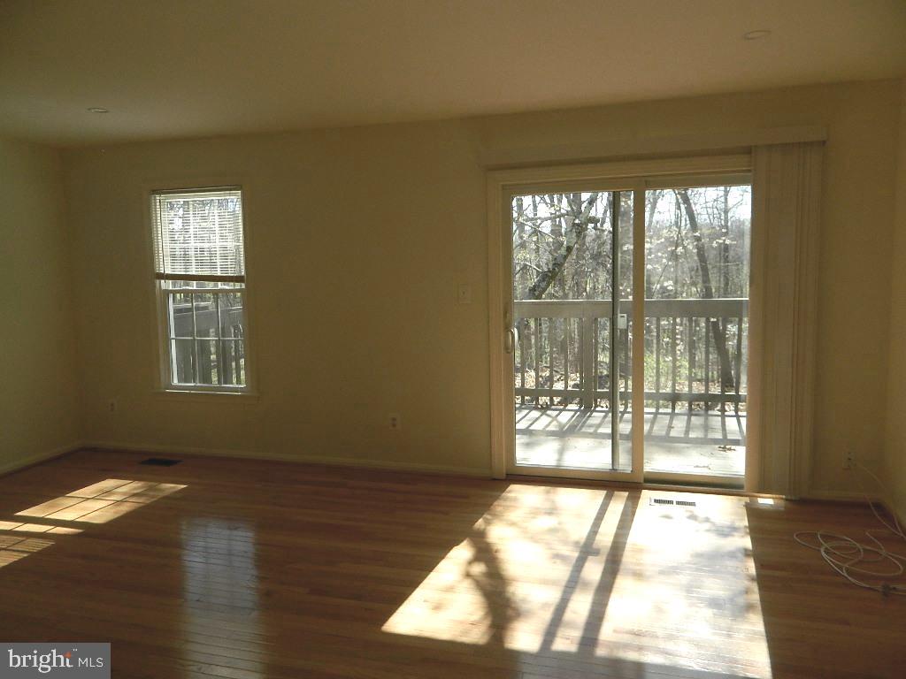 10026 Maple Leaf DRIVE