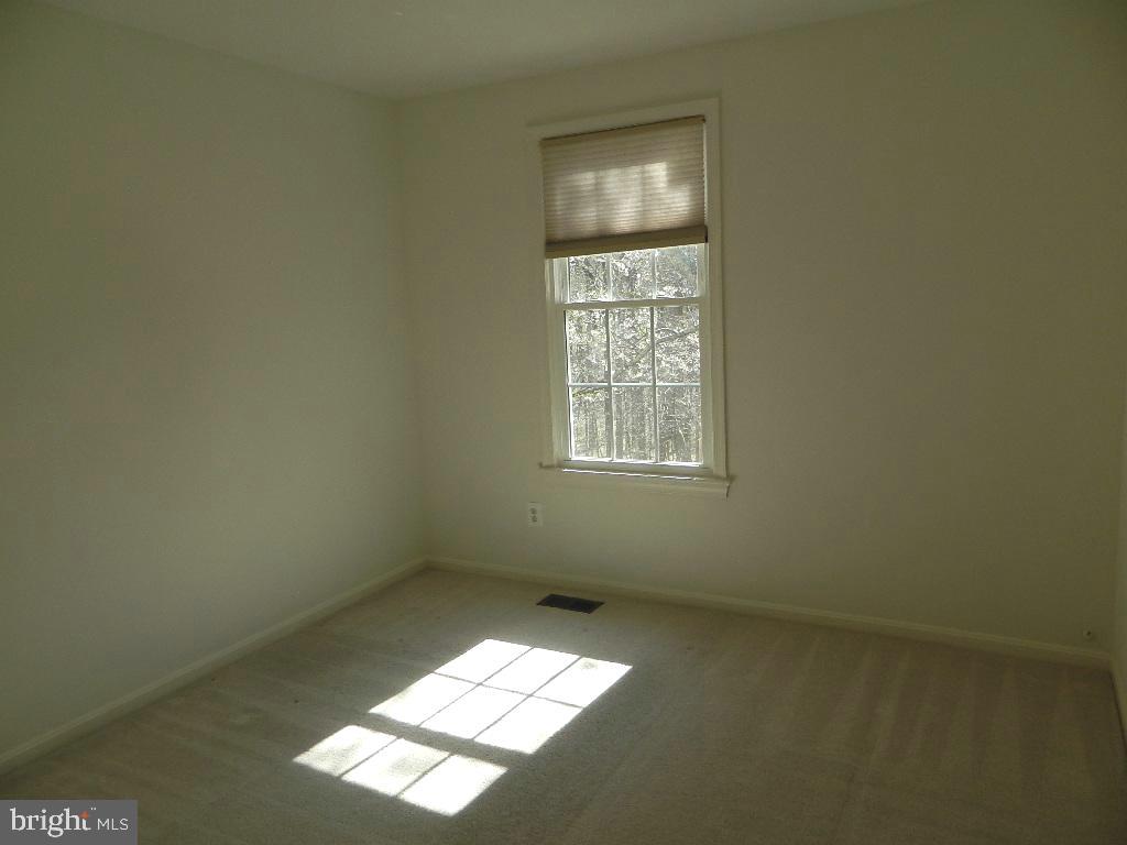 10026 Maple Leaf DRIVE