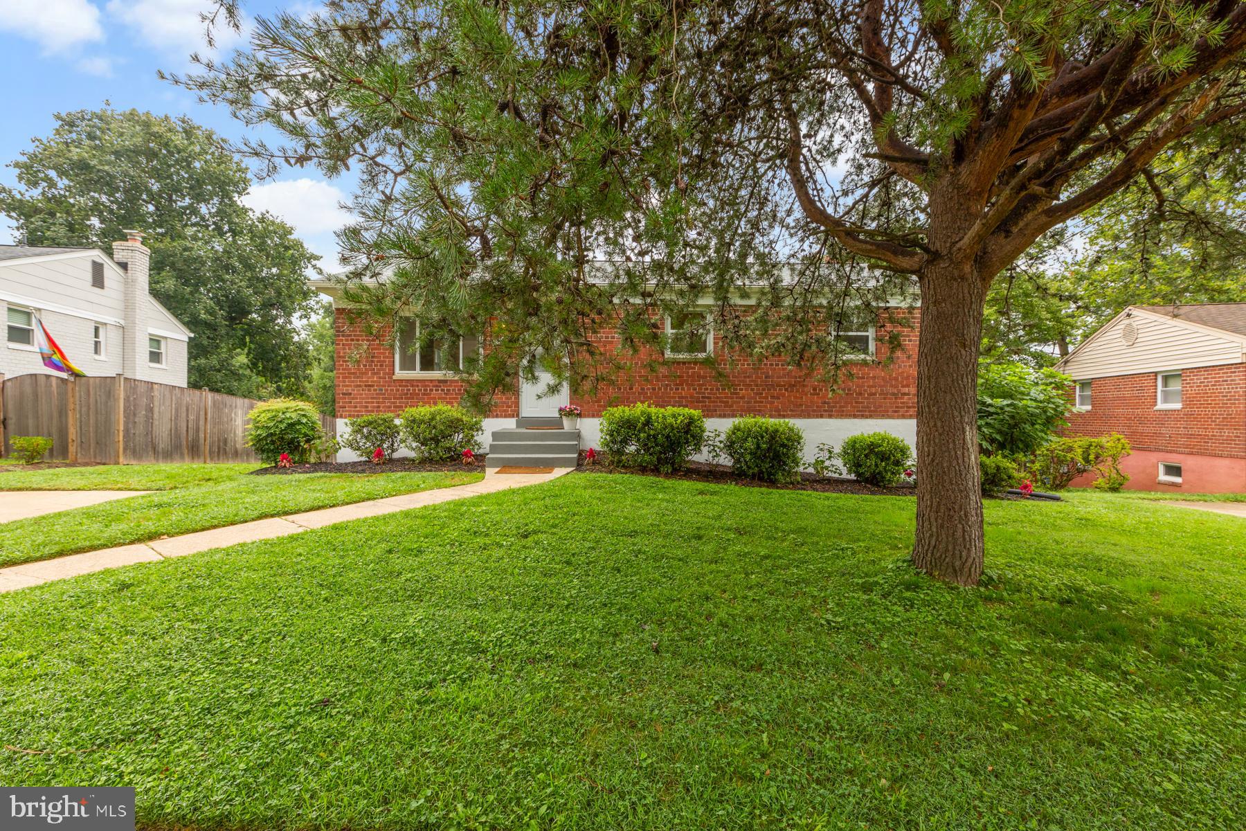 11901 Ashley DRIVE