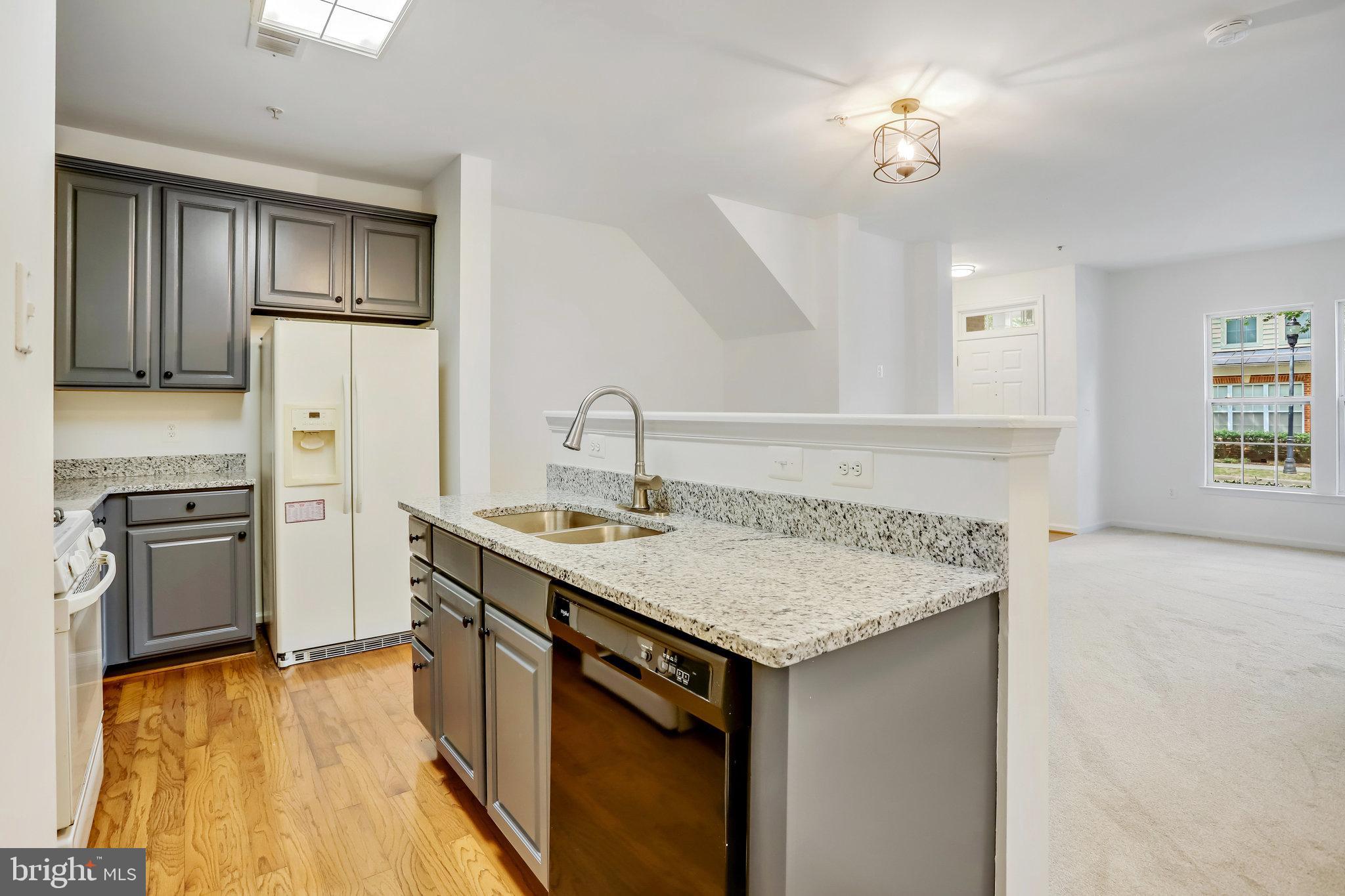 627 Main STREET Unit: 627-A