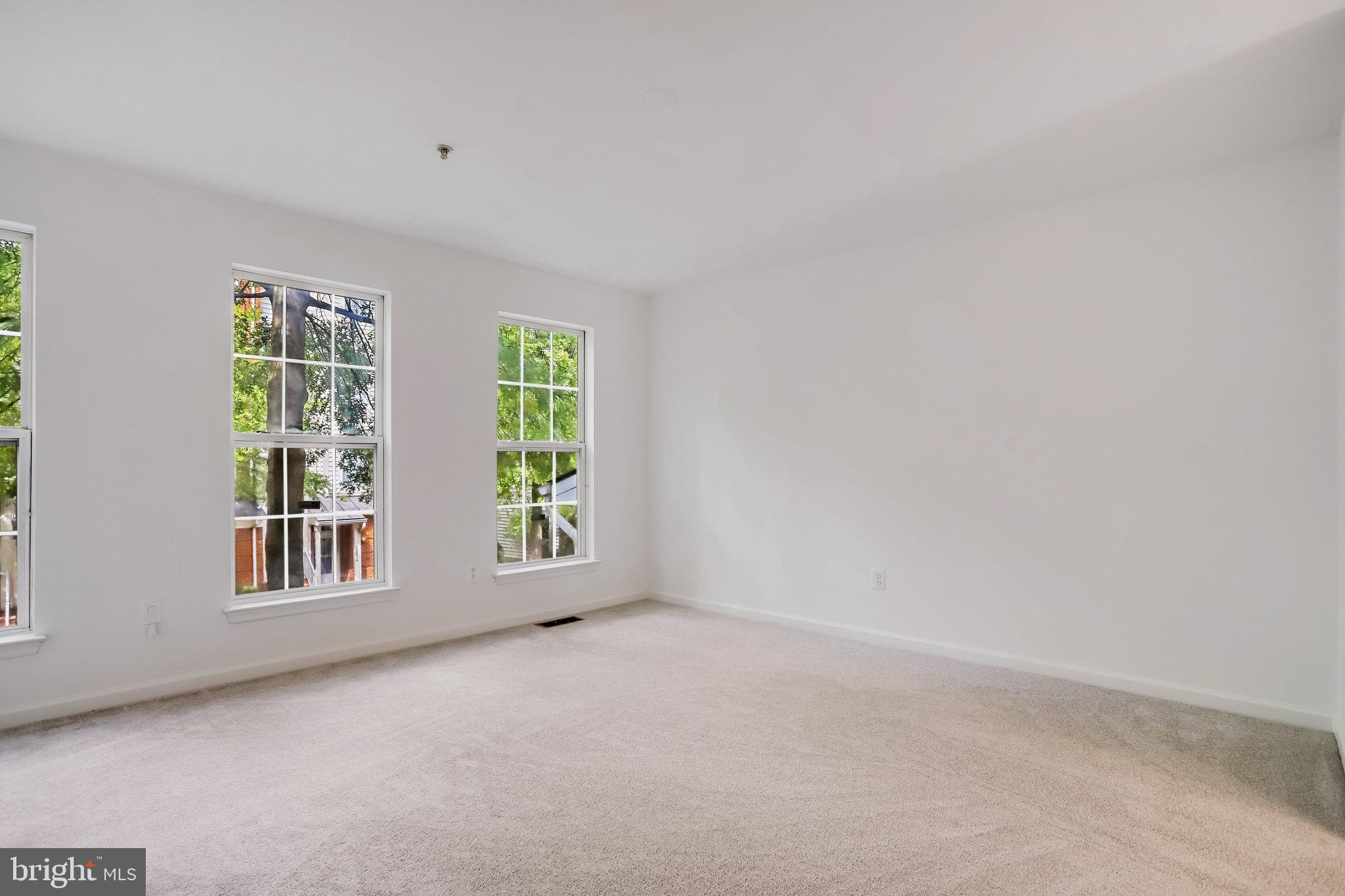 627 Main STREET Unit: 627-A