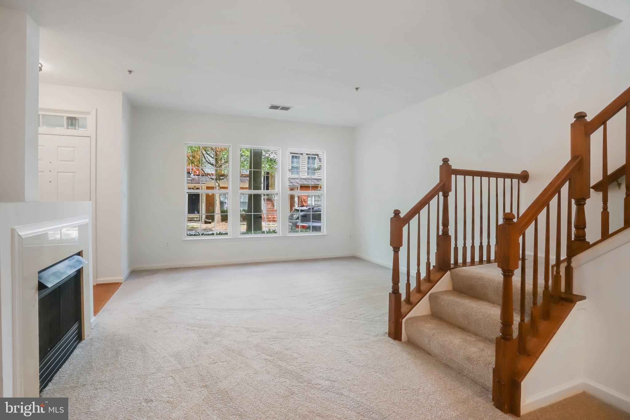 627 Main STREET Unit: 627-A