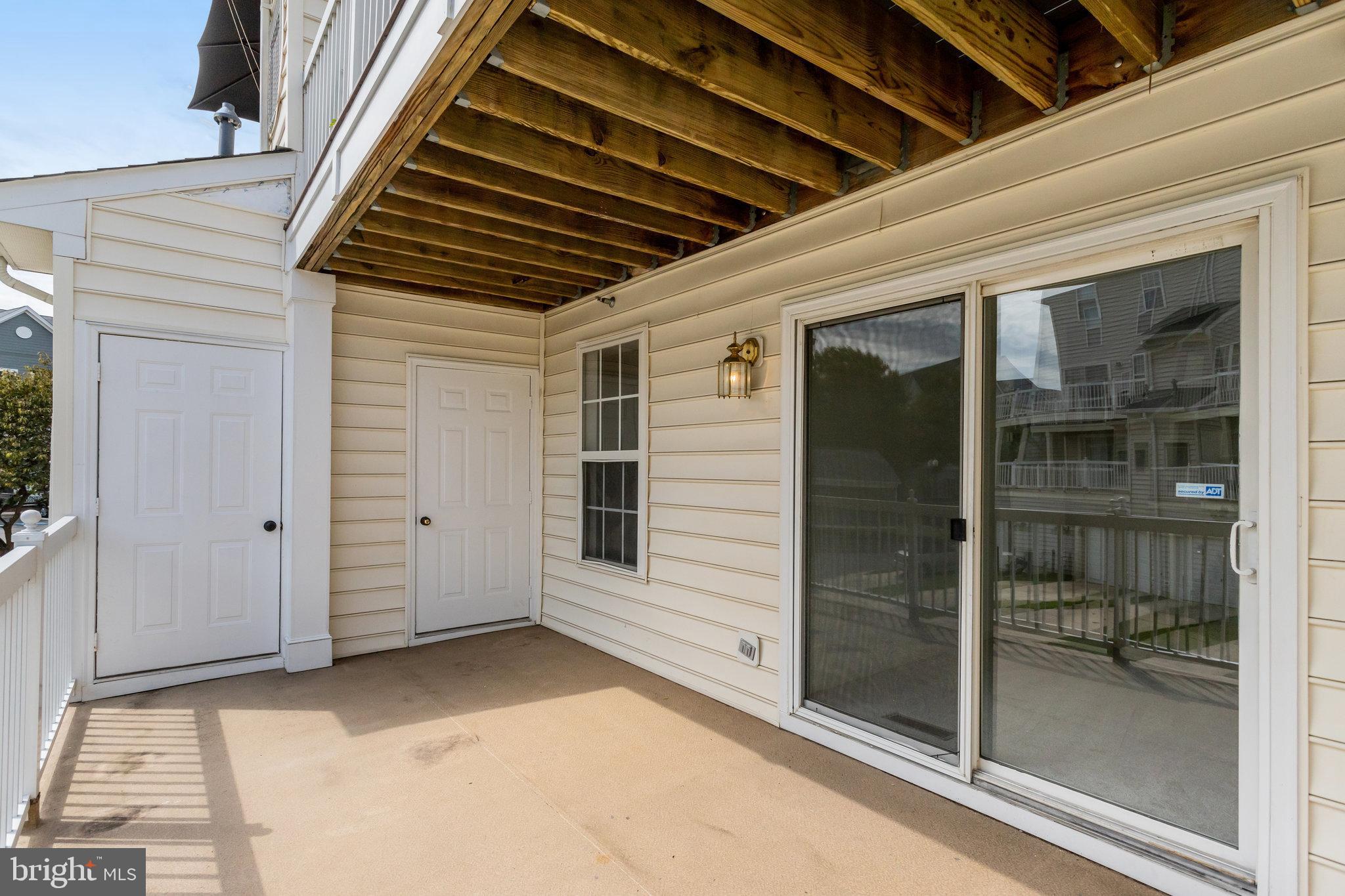 627 Main STREET Unit: 627-A