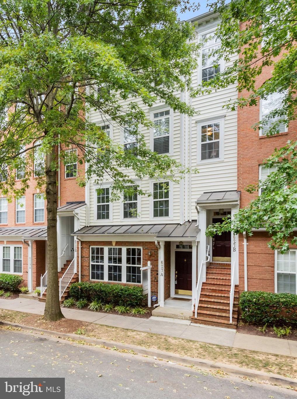 627 Main STREET Unit: 627-A