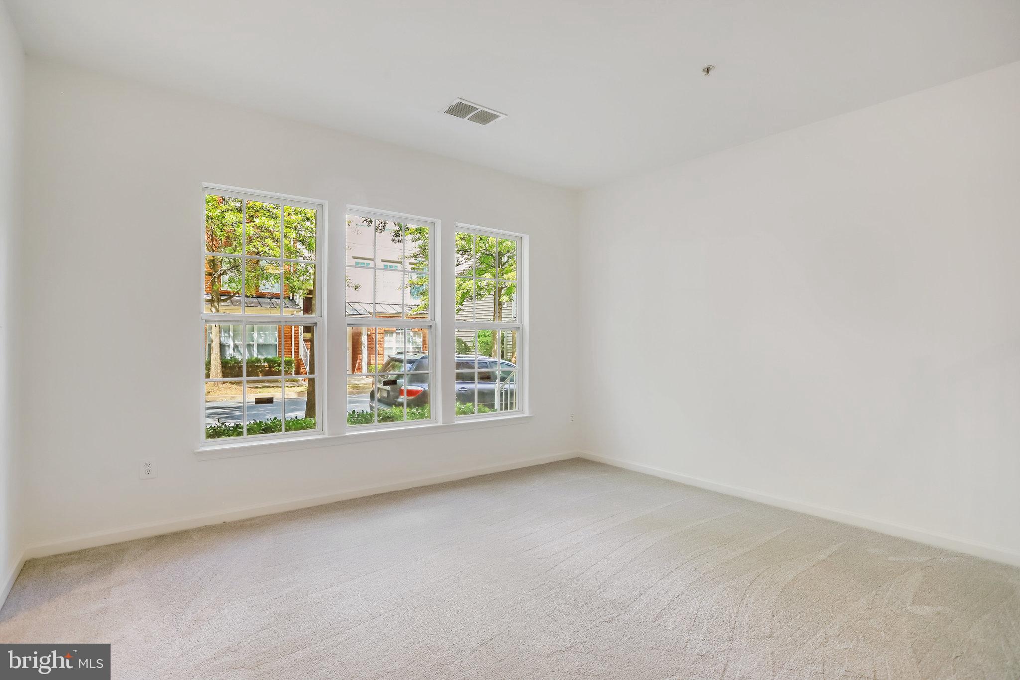 627 Main STREET Unit: 627-A