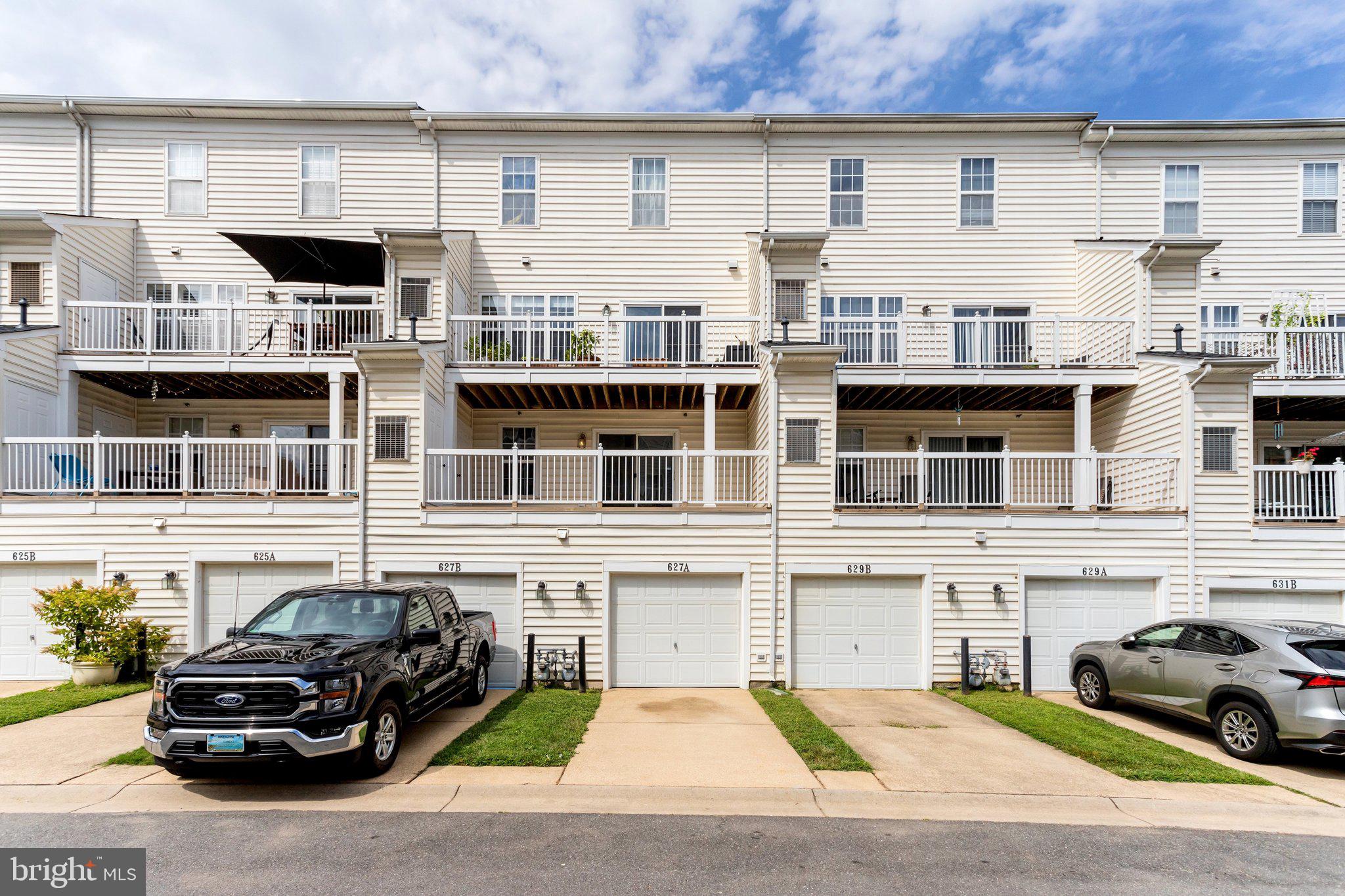 627 Main STREET Unit: 627-A