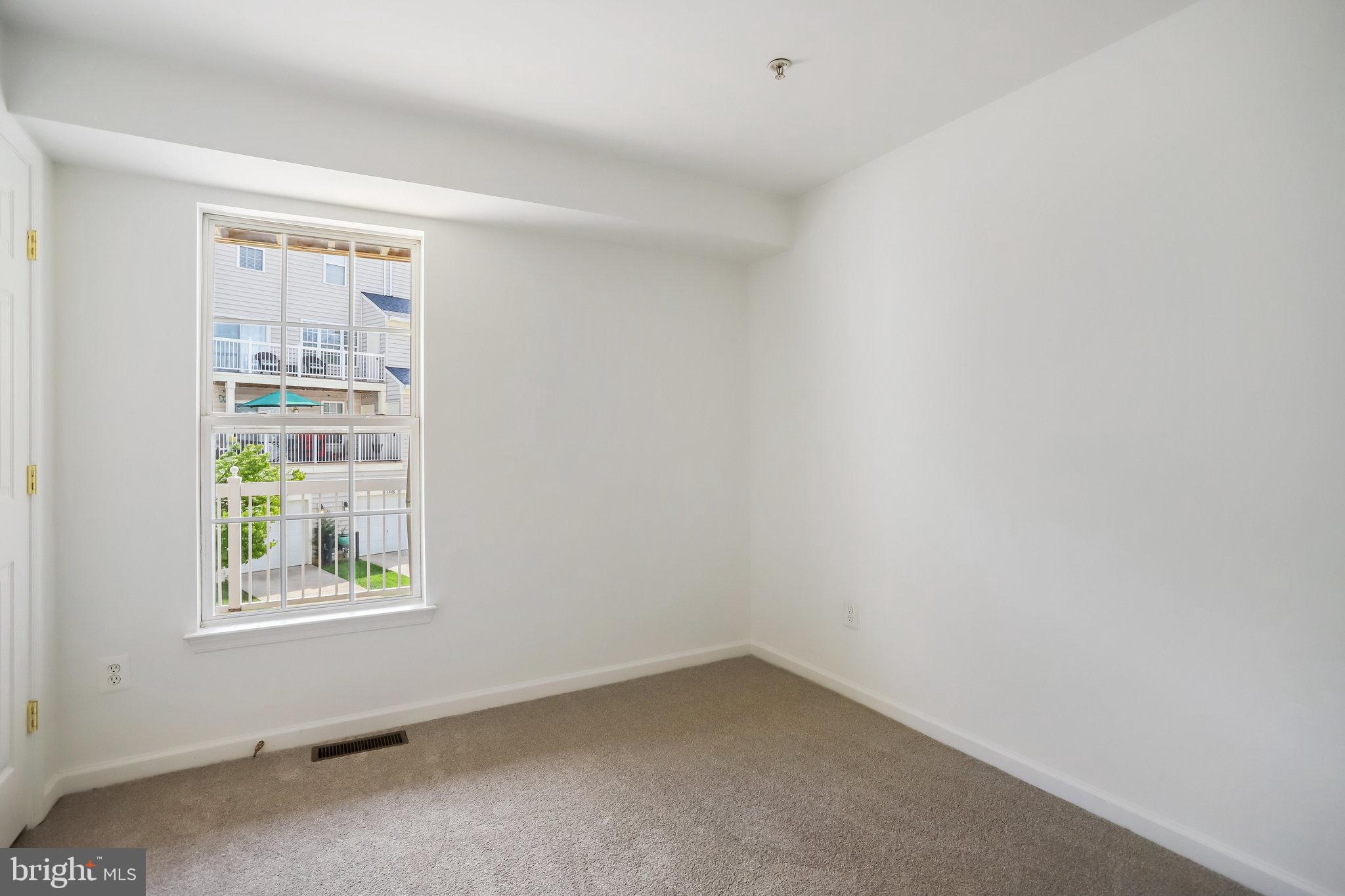 627 Main STREET Unit: 627-A