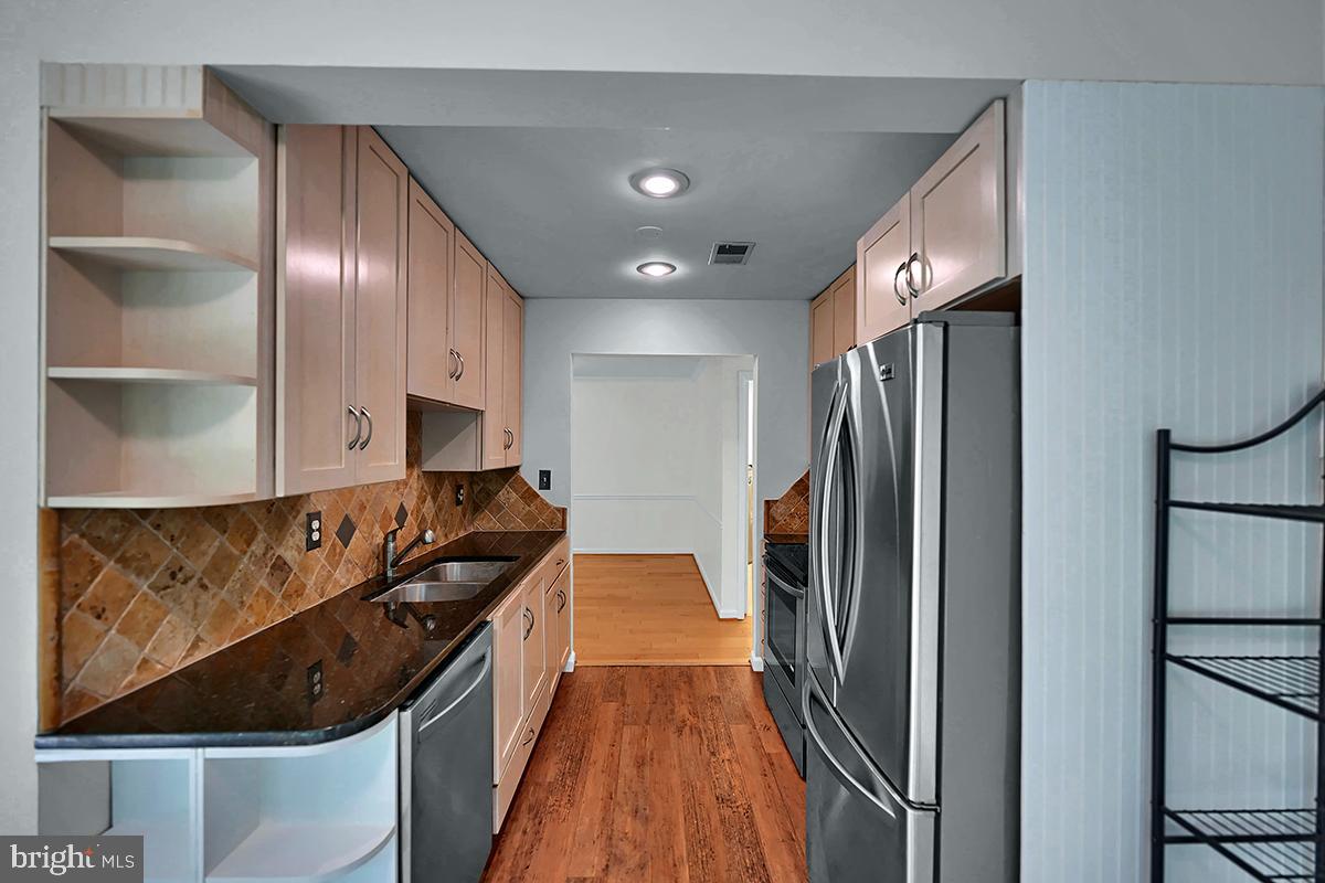 8121 Needwood ROAD Unit: T102