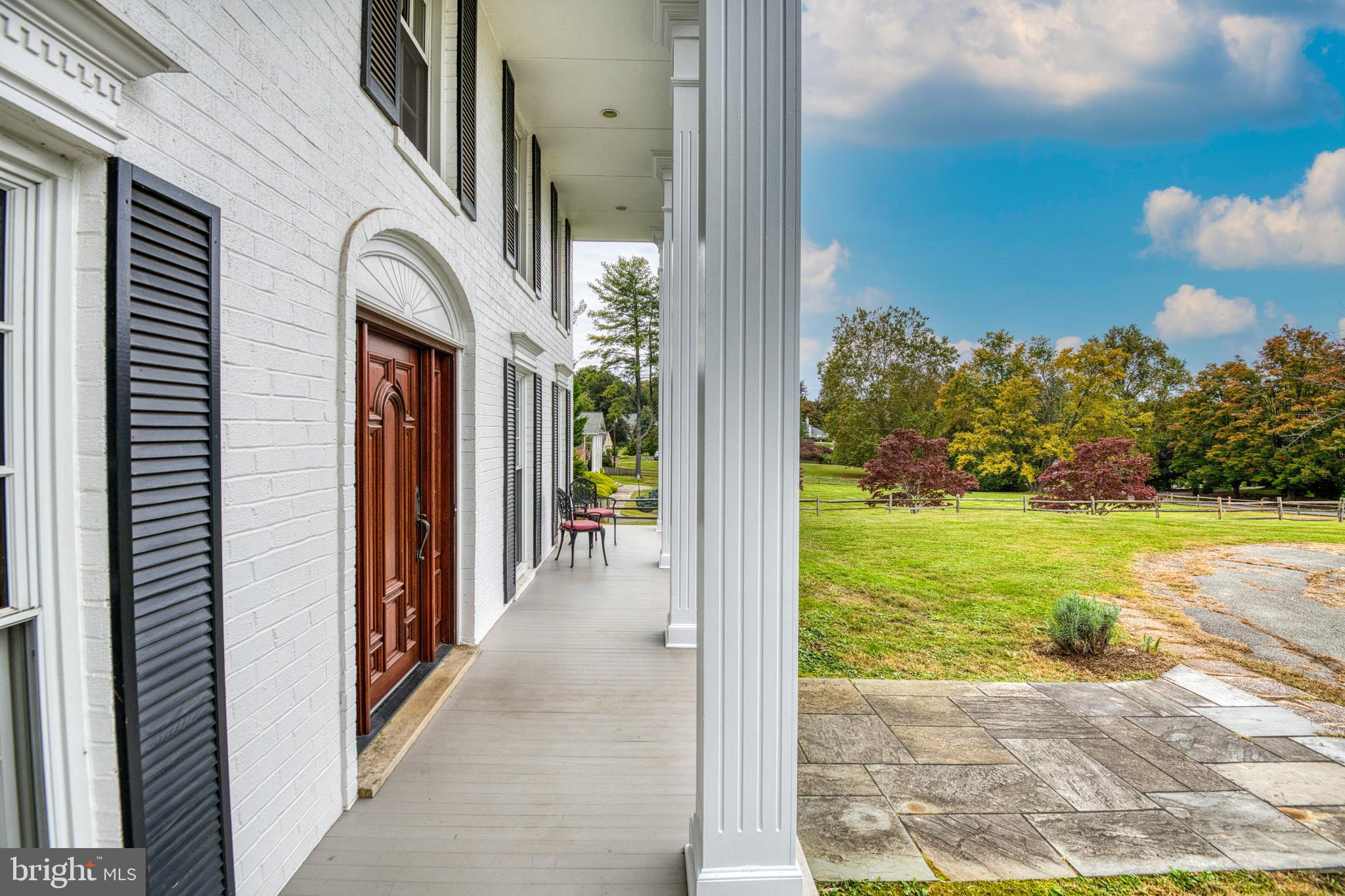 11008 Homeplace LANE