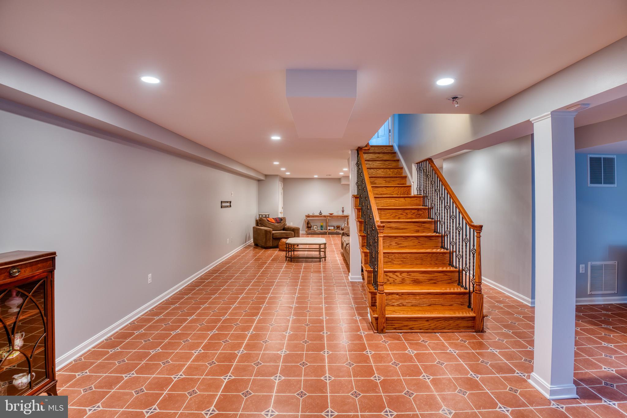 11008 Homeplace LANE