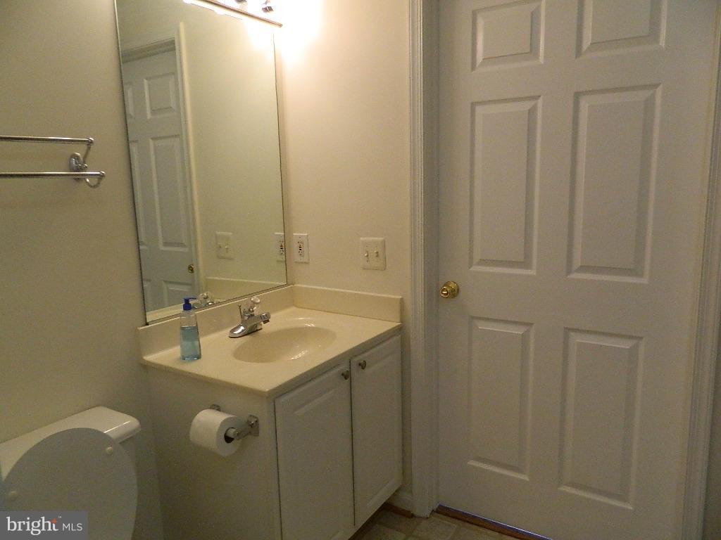 13300 Kilmarnock WAY Unit: 7-J
