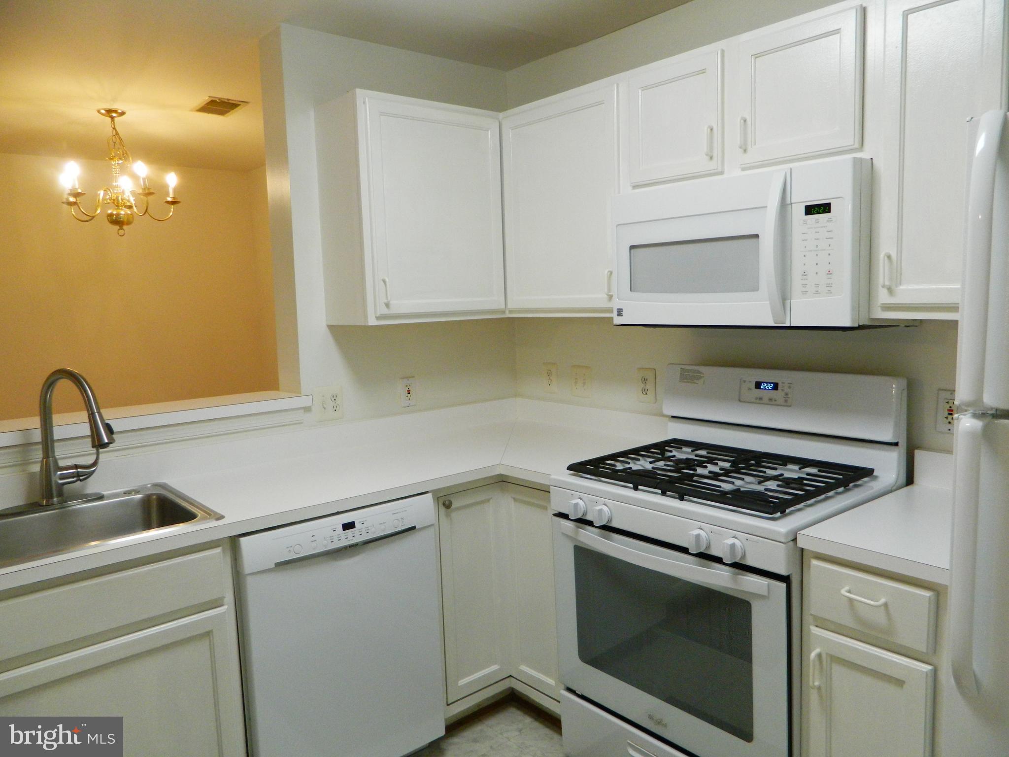 13300 Kilmarnock WAY Unit: 7-J