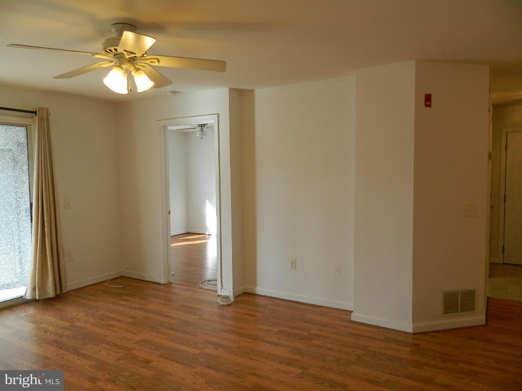 13300 Kilmarnock WAY Unit: 7-J