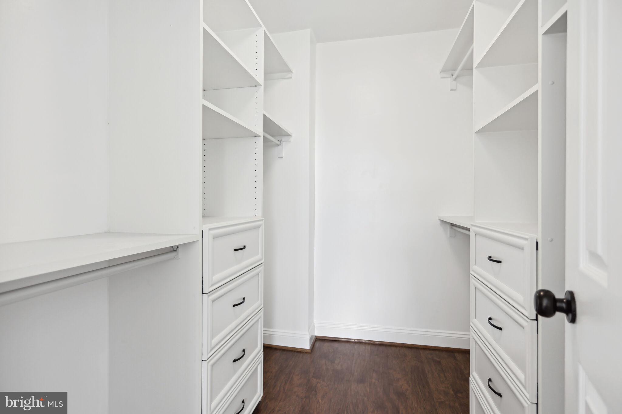 4515 Willard AVENUE Unit: 1108S