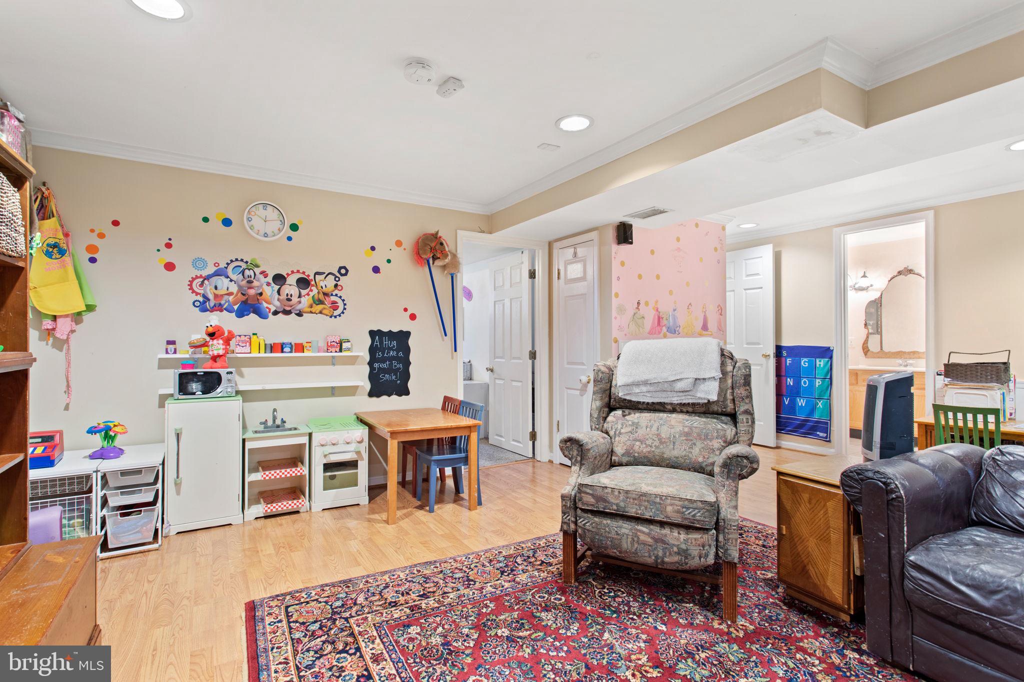 409 McArthur DRIVE