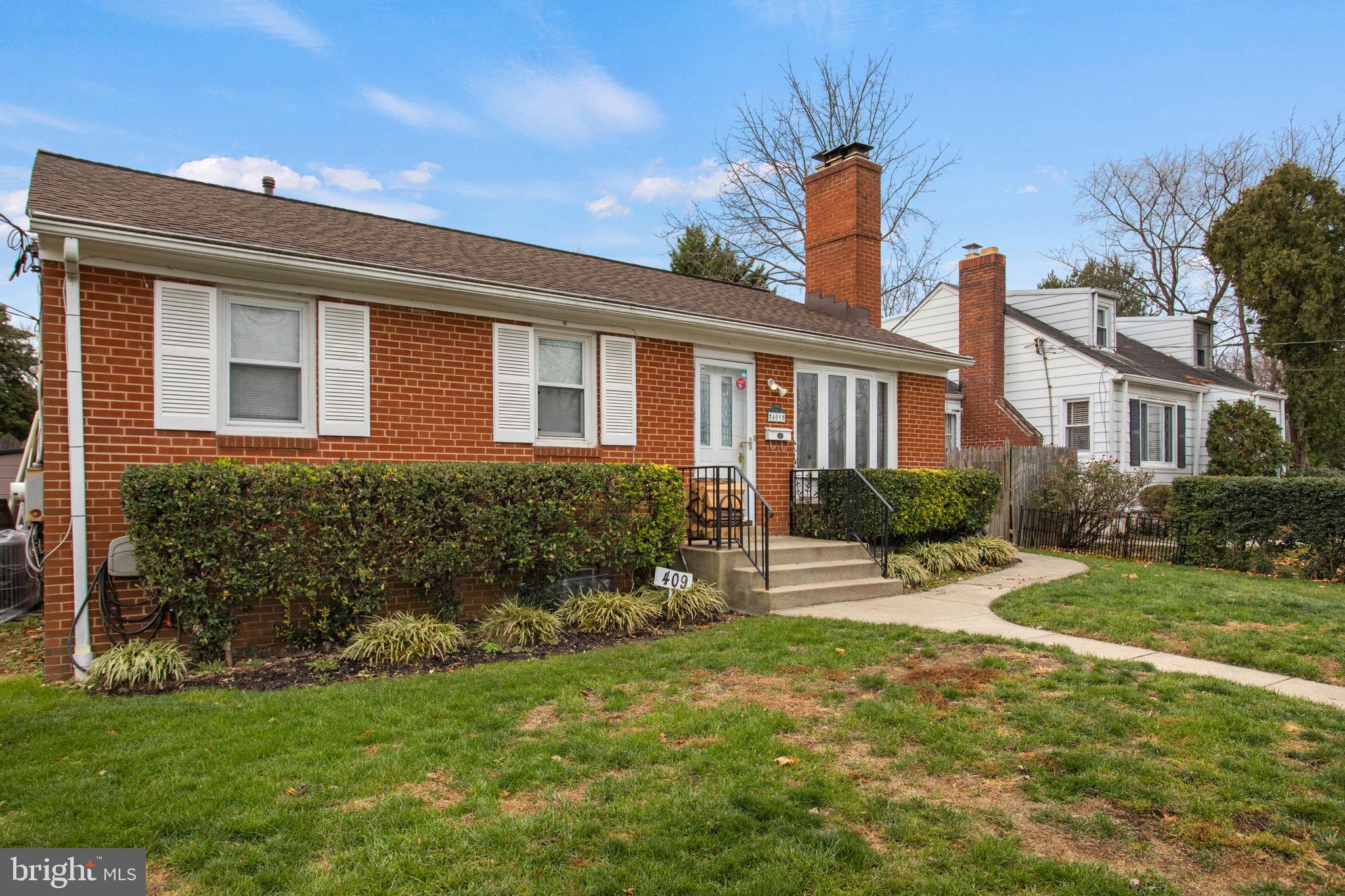 409 McArthur DRIVE