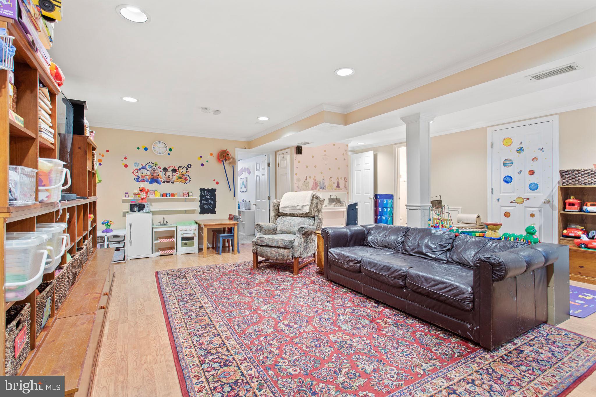 409 McArthur DRIVE