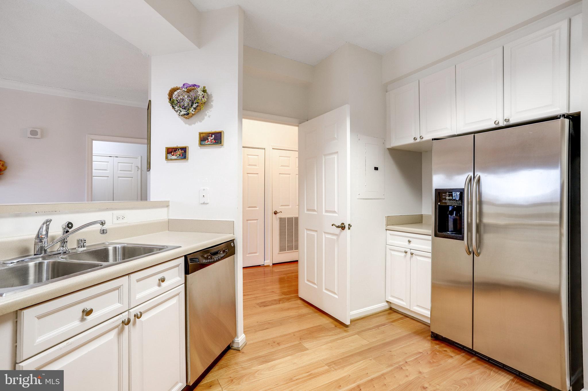 3005 S Leisure World BOULEVARD Unit: 809