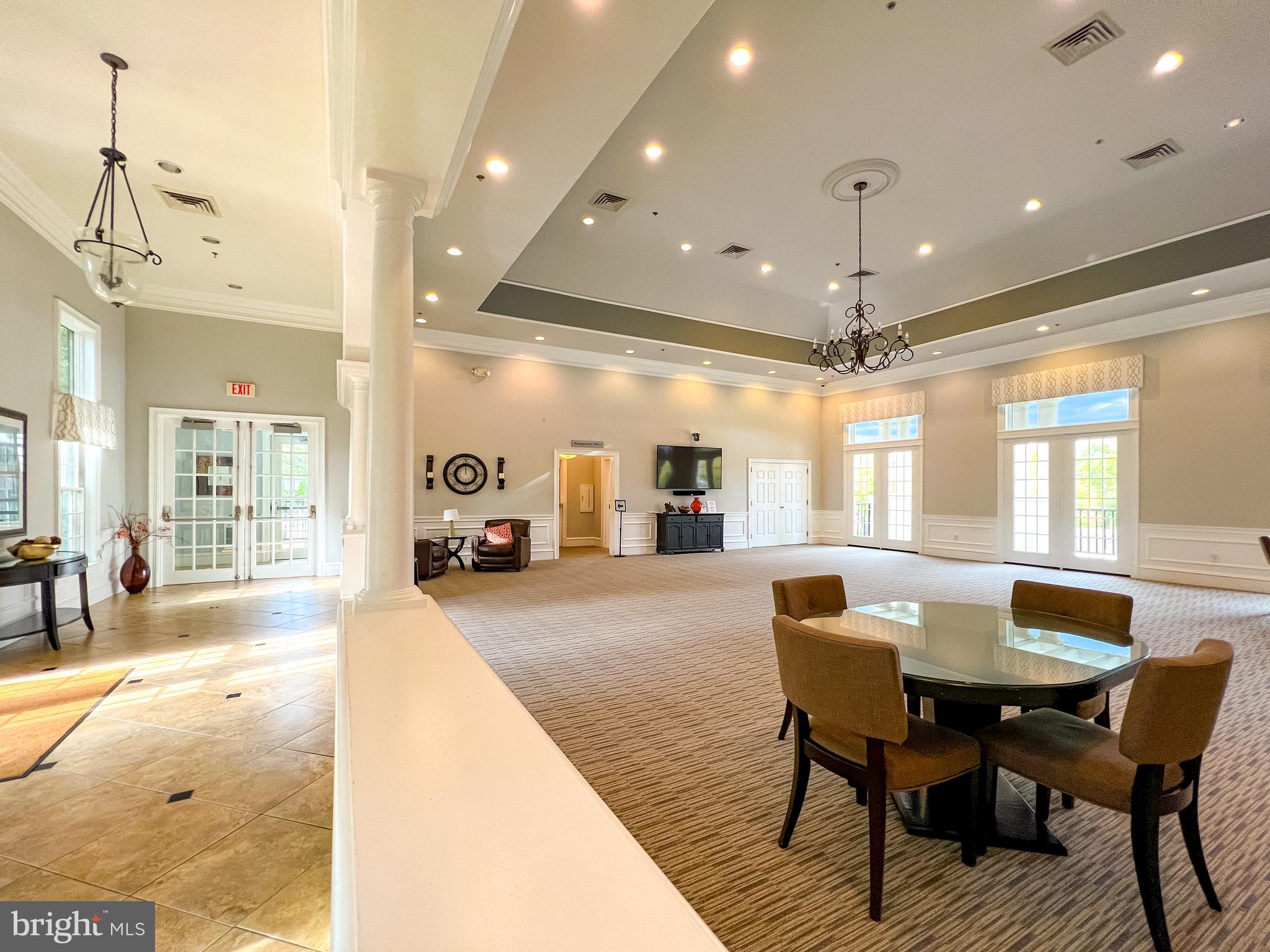 100 Watkins Pond BOULEVARD Unit: 2-203